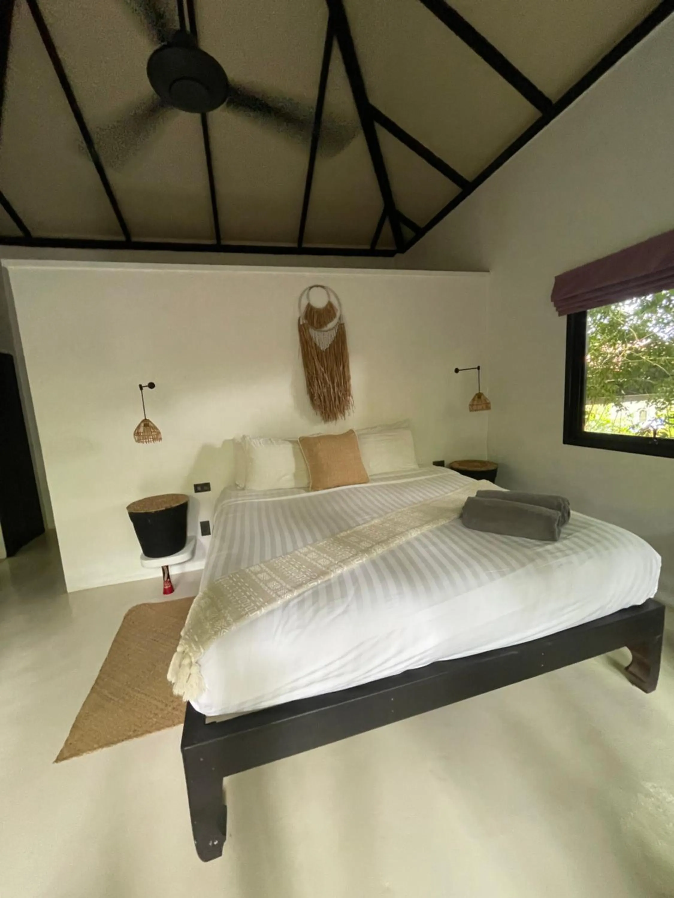 Bed in Jade cottages