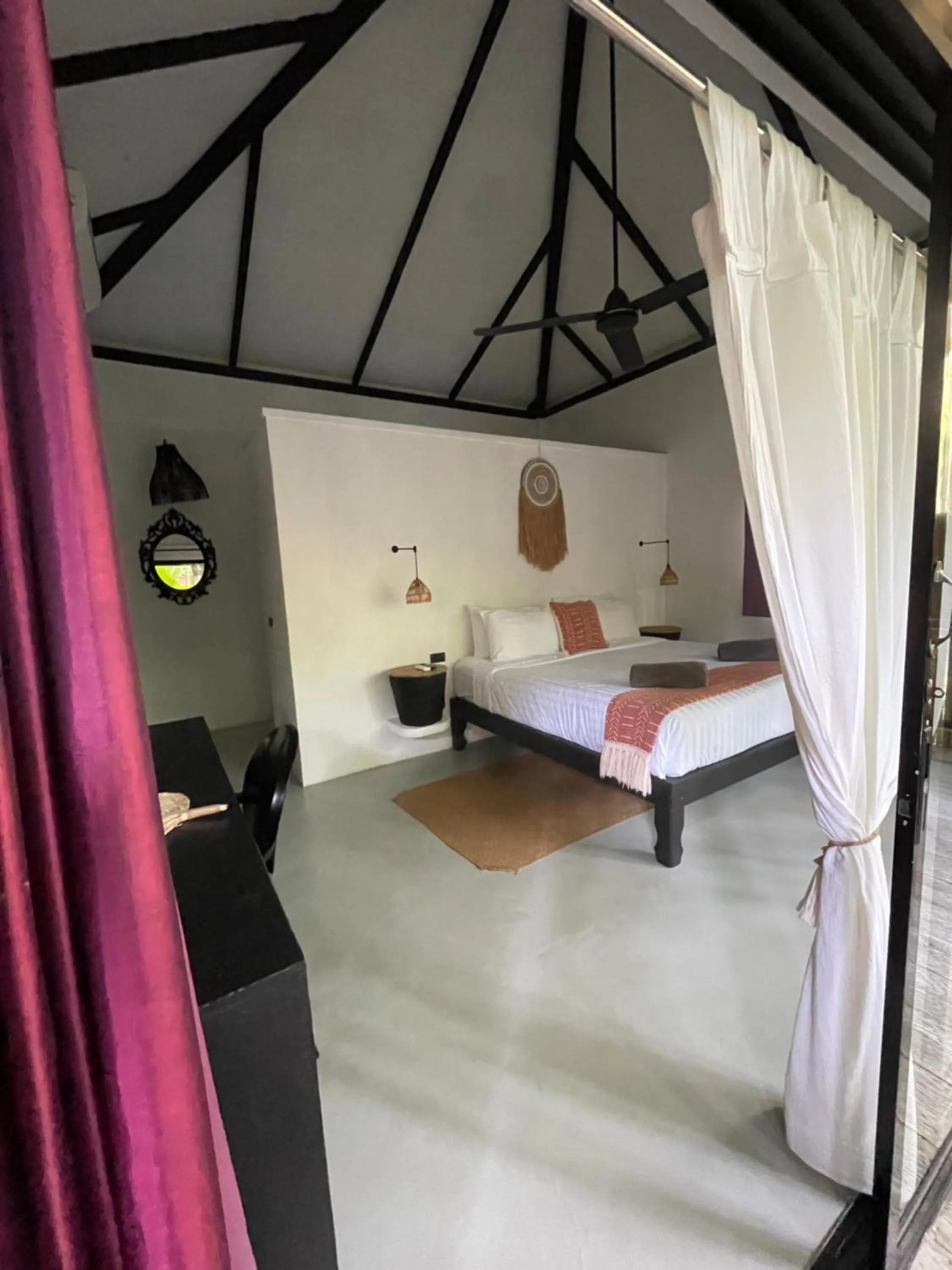 Bedroom, Bed in Jade cottages