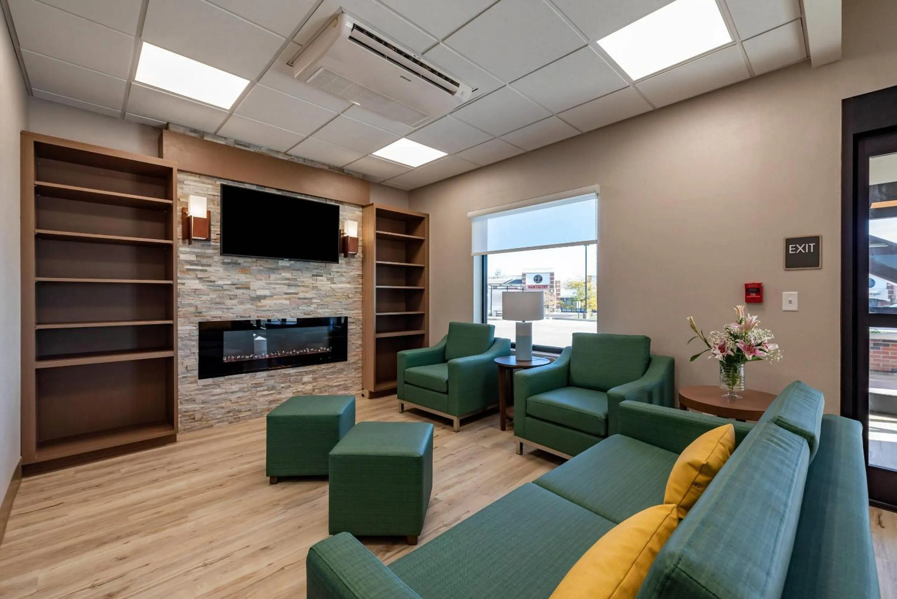 Lobby or reception in Comfort Suites Colorado Springs East - Medical Center Area