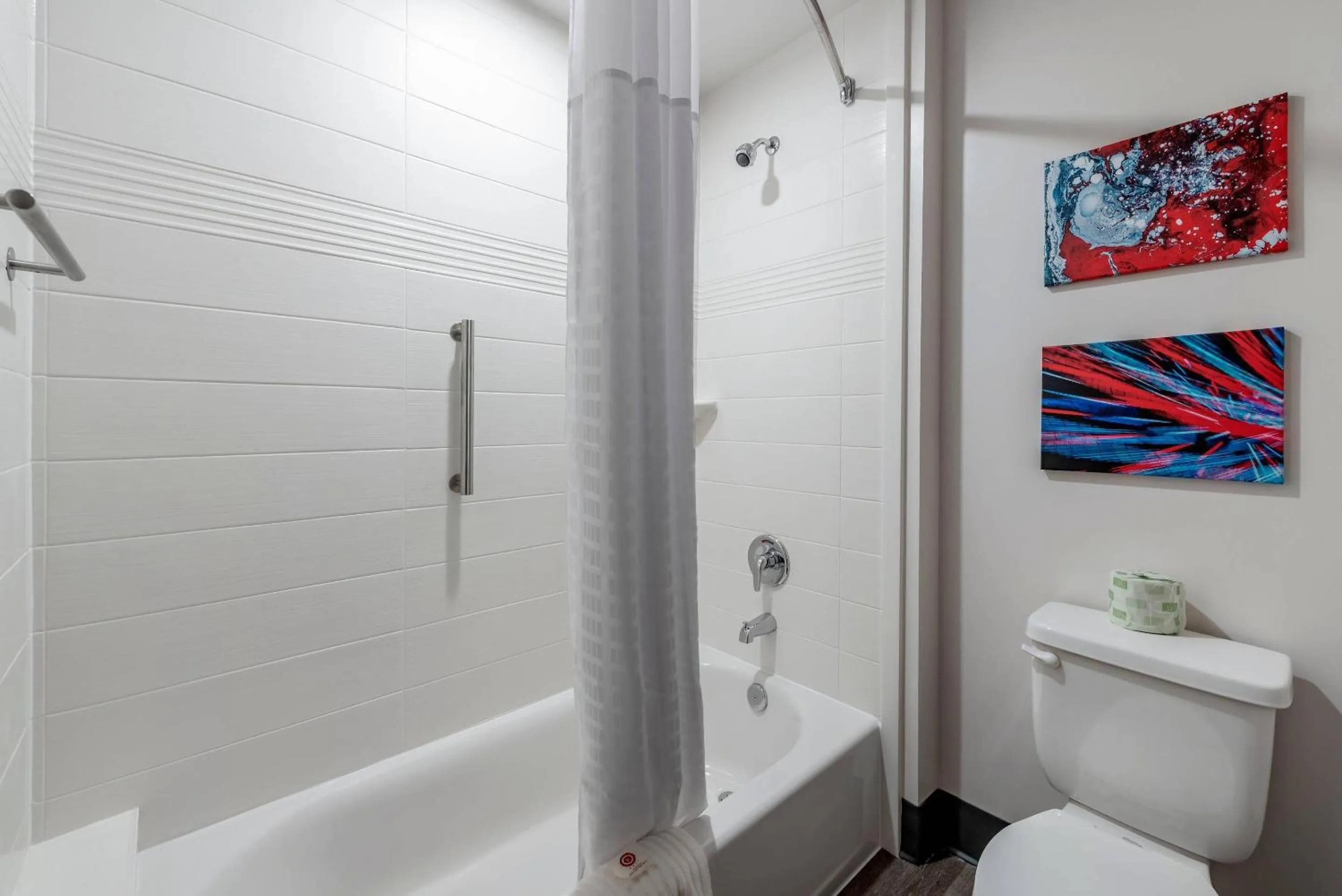 Bedroom in Comfort Suites Colorado Springs East - Medical Center Area