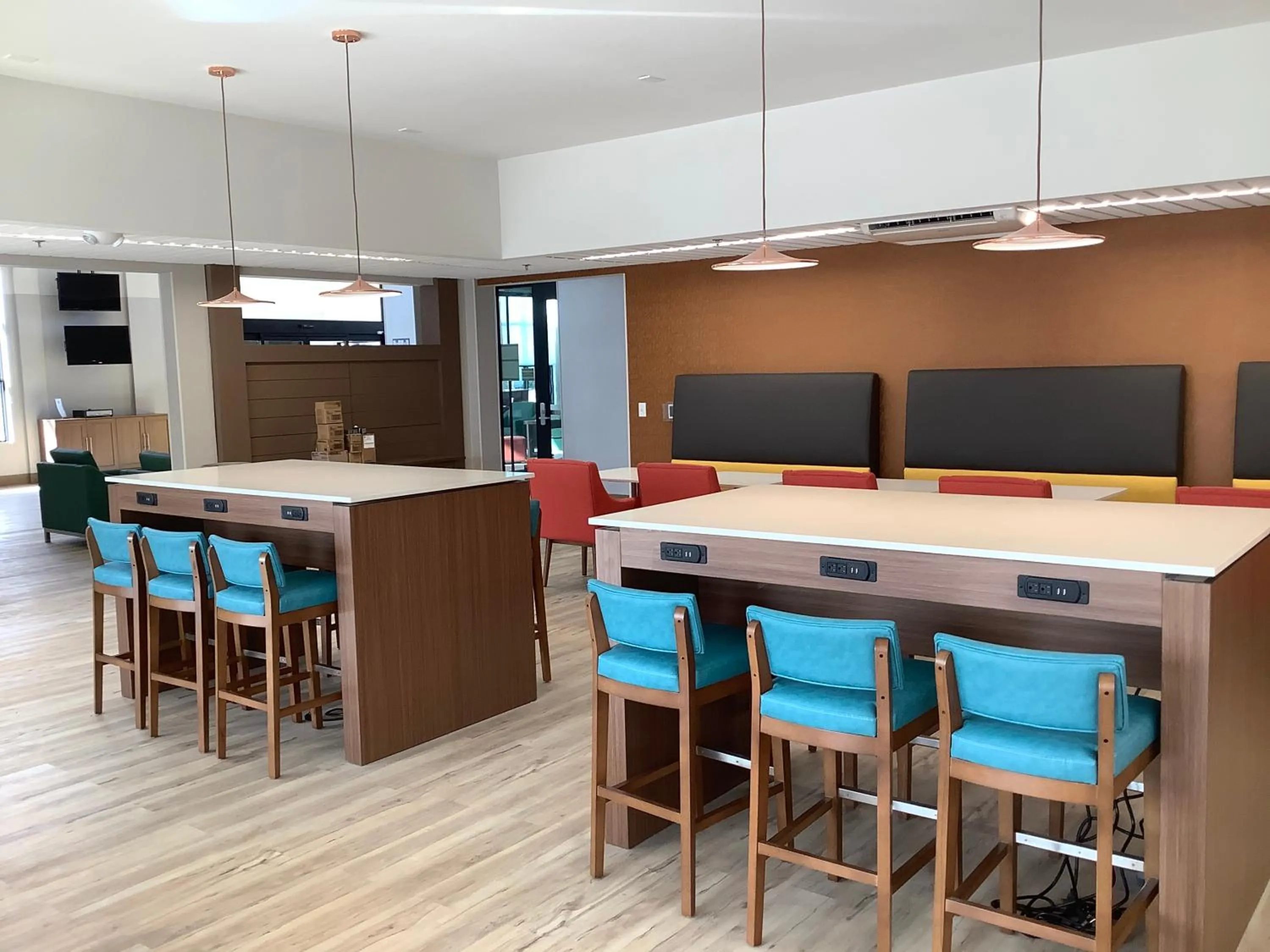 Breakfast in MainStay Suites Colorado Springs East - Medical Center Area