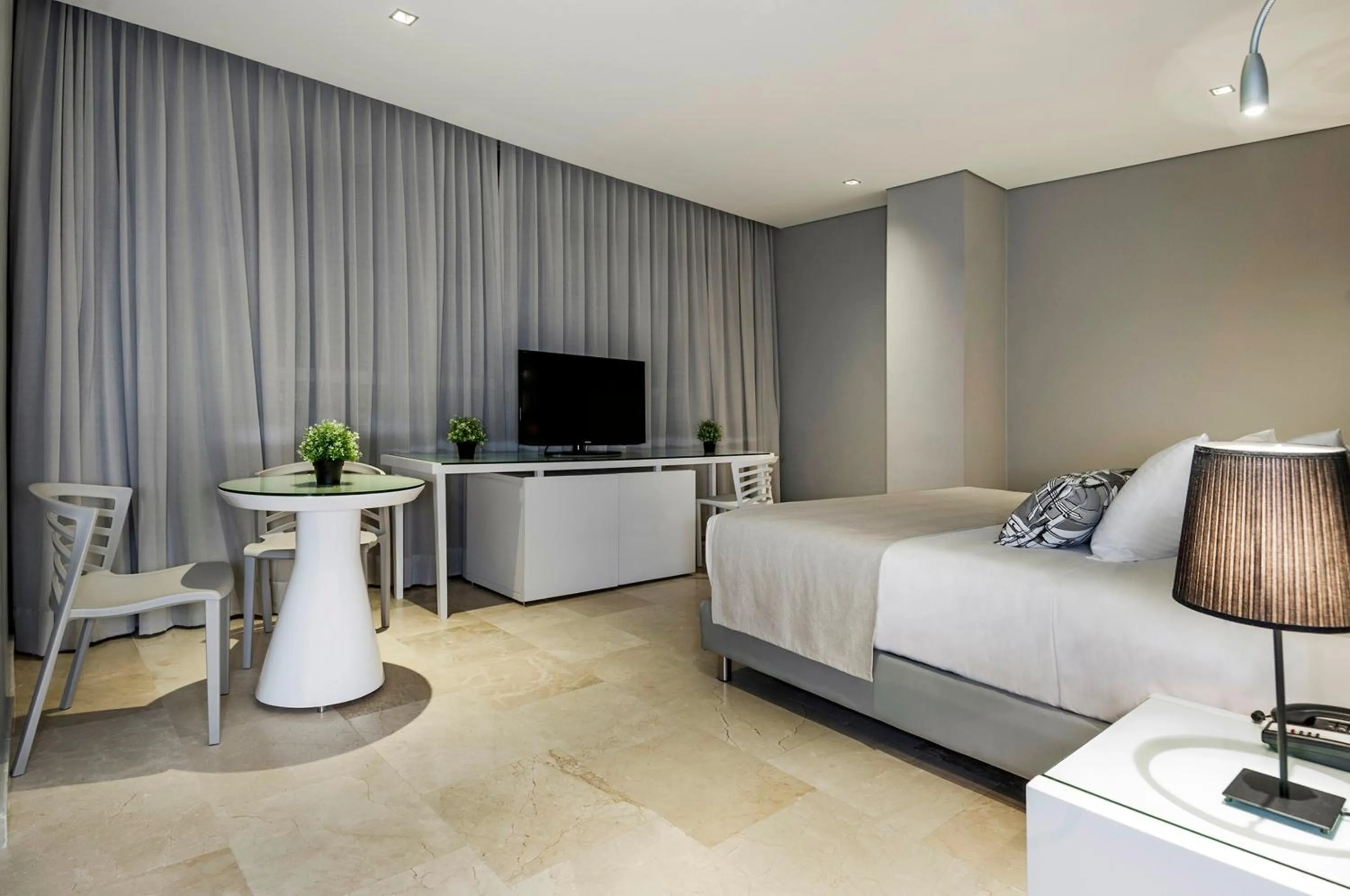 Photo of the whole room, Bed in Oz Hotel Cartagena