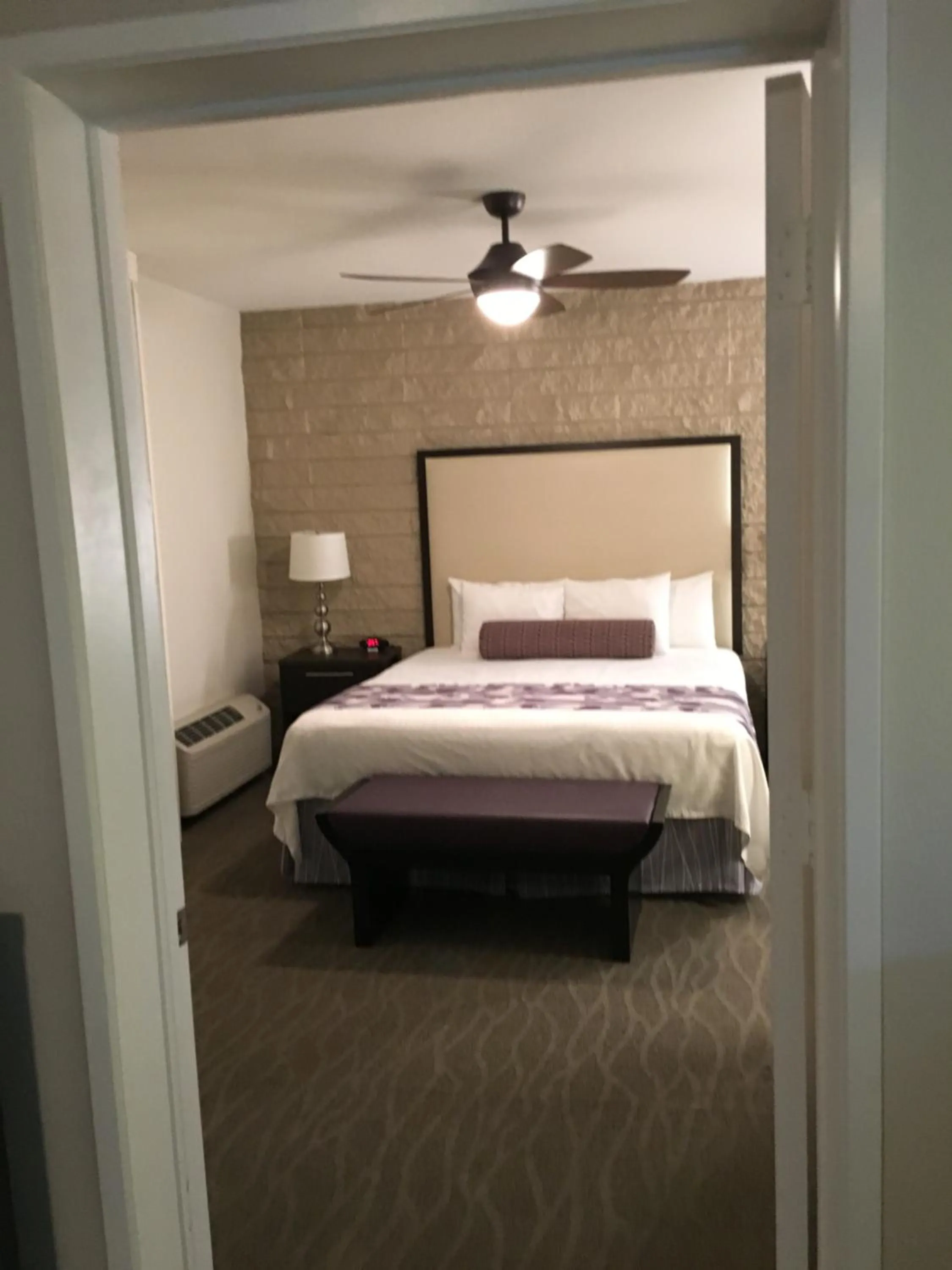 Bedroom, Bed in GetAways at Palm Springs Tennis Club