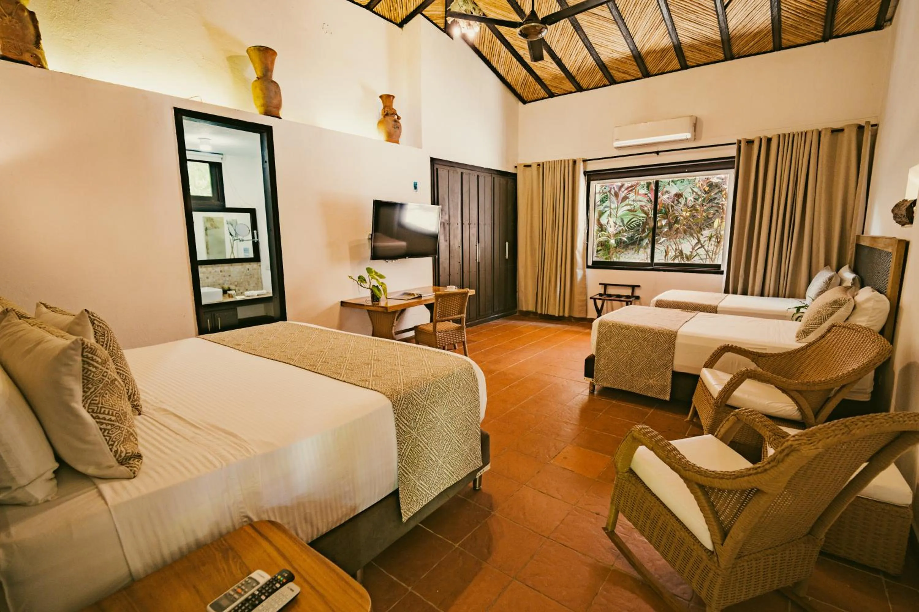 Photo of the whole room, Bed in Kantawa Hotel & Spa