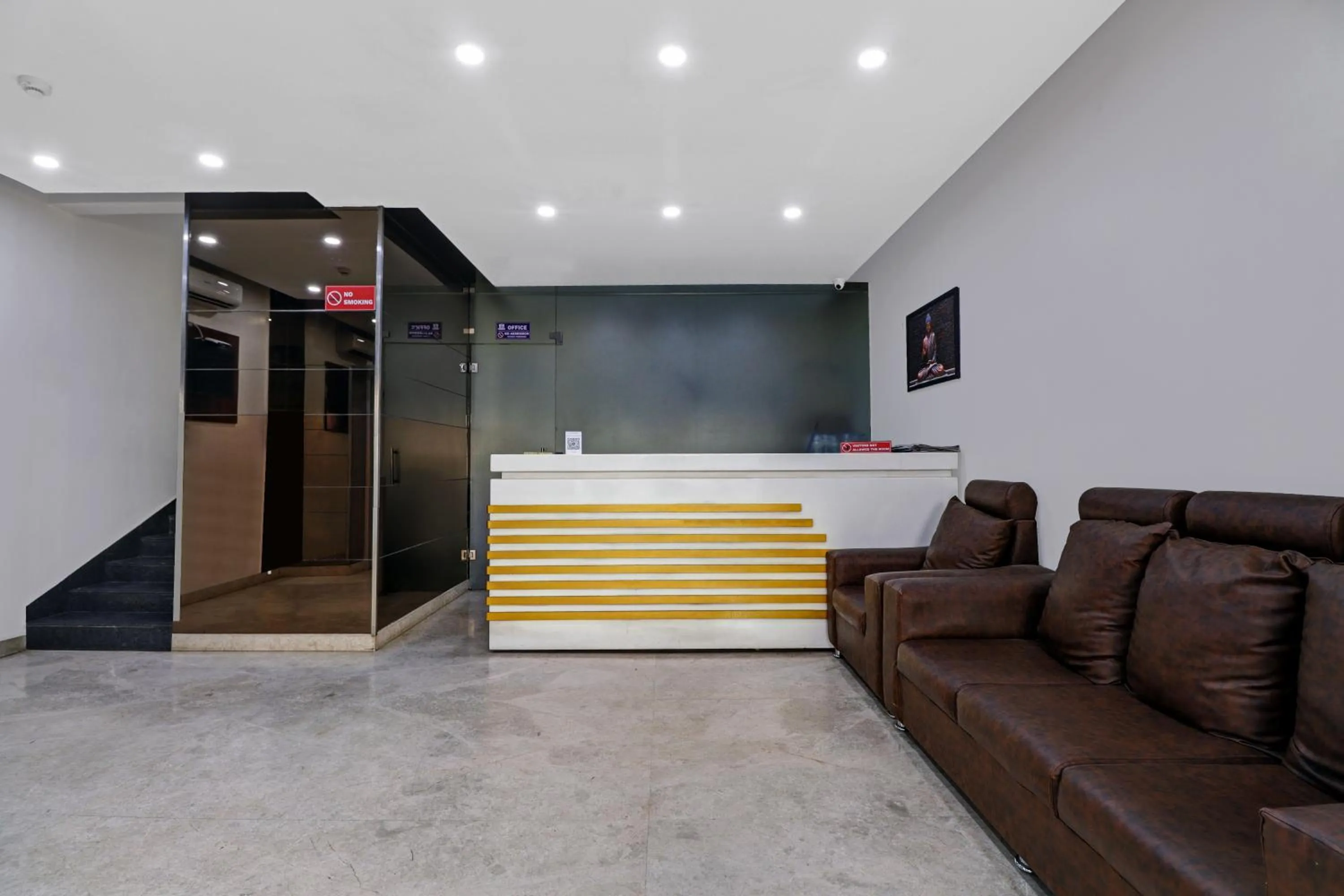 Lobby or reception in Treebo Blueberry Inn