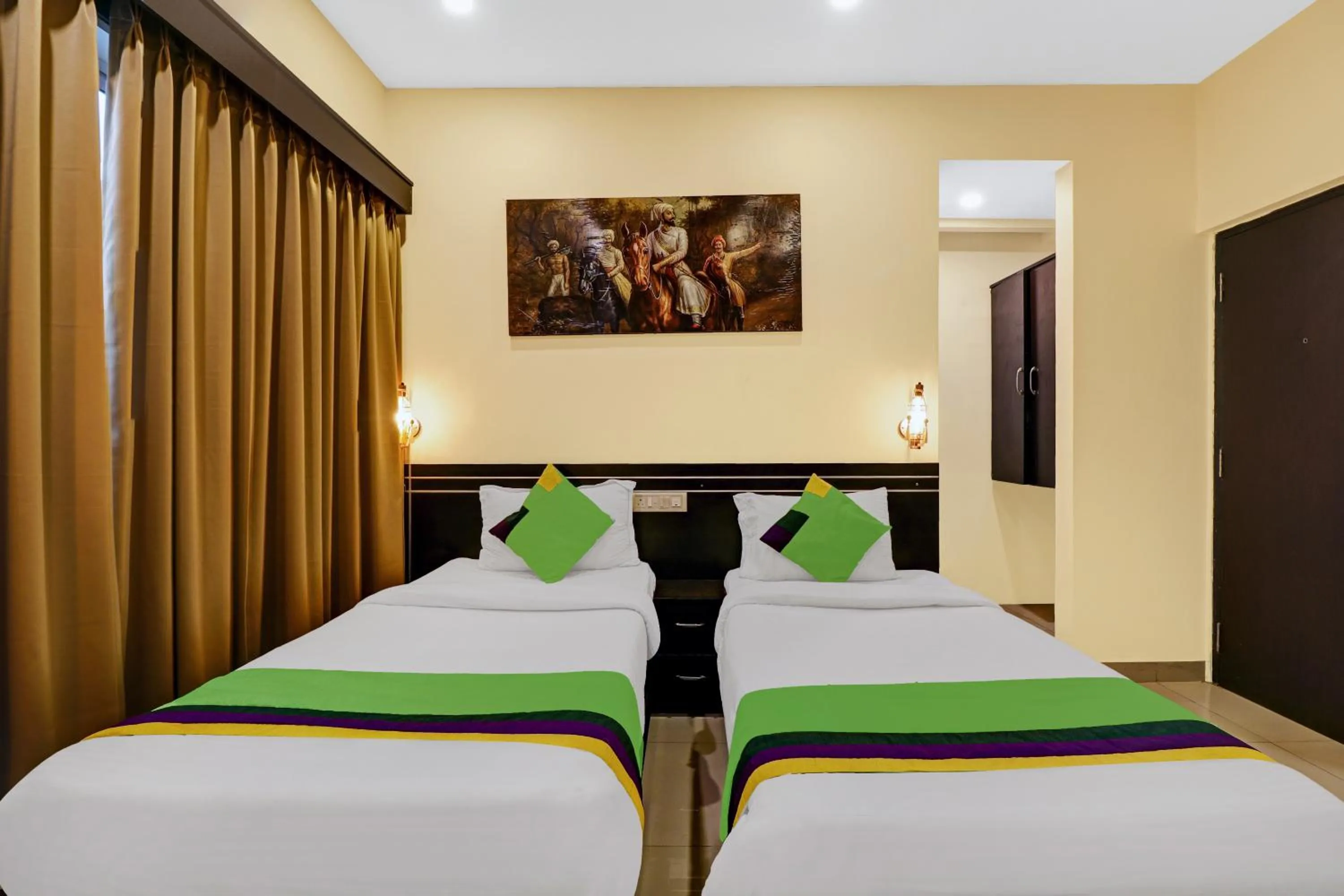 Bedroom, Bed in Treebo Blueberry Inn