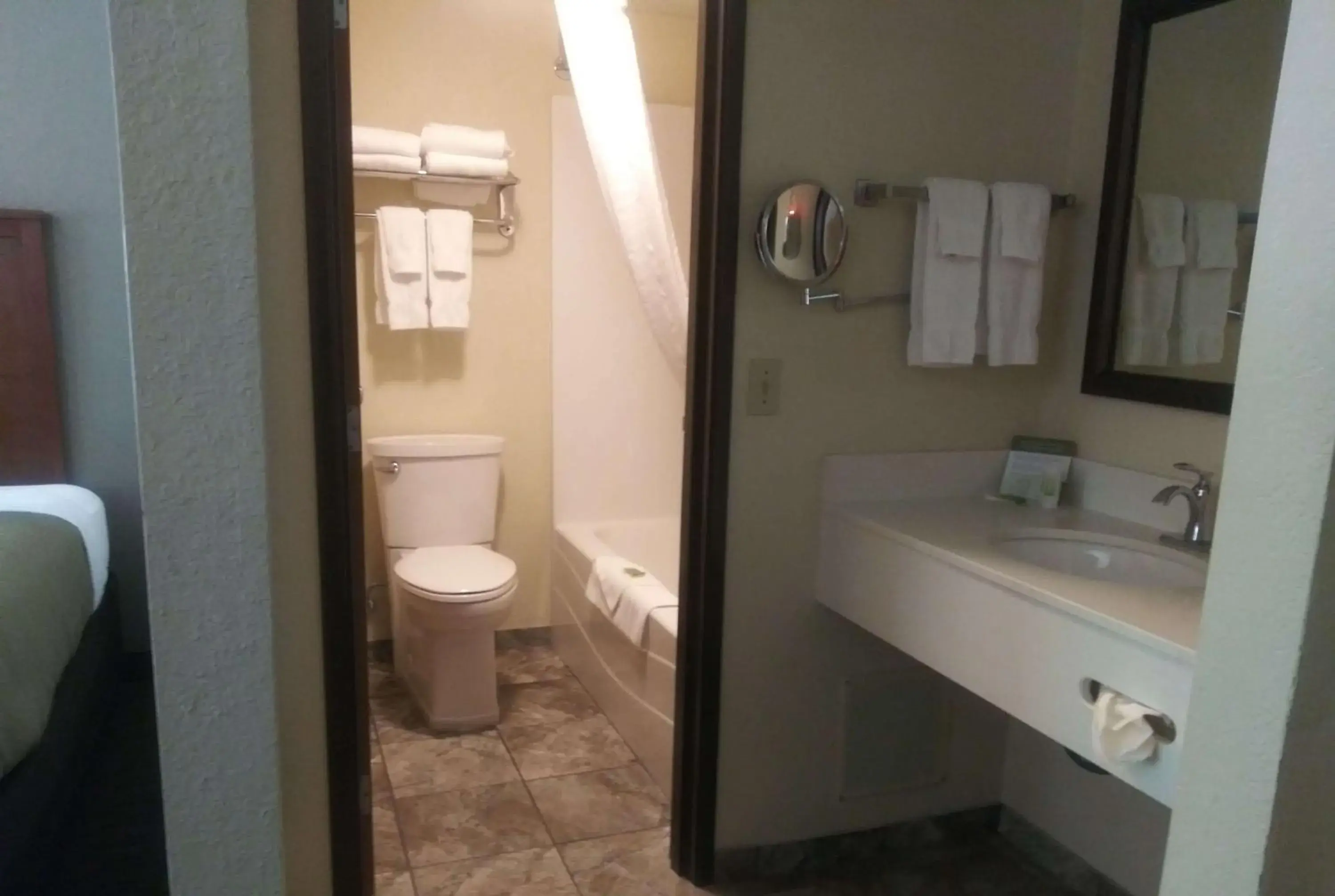 Queen Room with Two Queen Beds/ Adjoining Door - Non-Smoking in AmericInn by Wyndham Spencer Queen Room with Two Queen Beds/ Adjoining Door - Non-Smoking in AmericInn by Wyndham Spencer