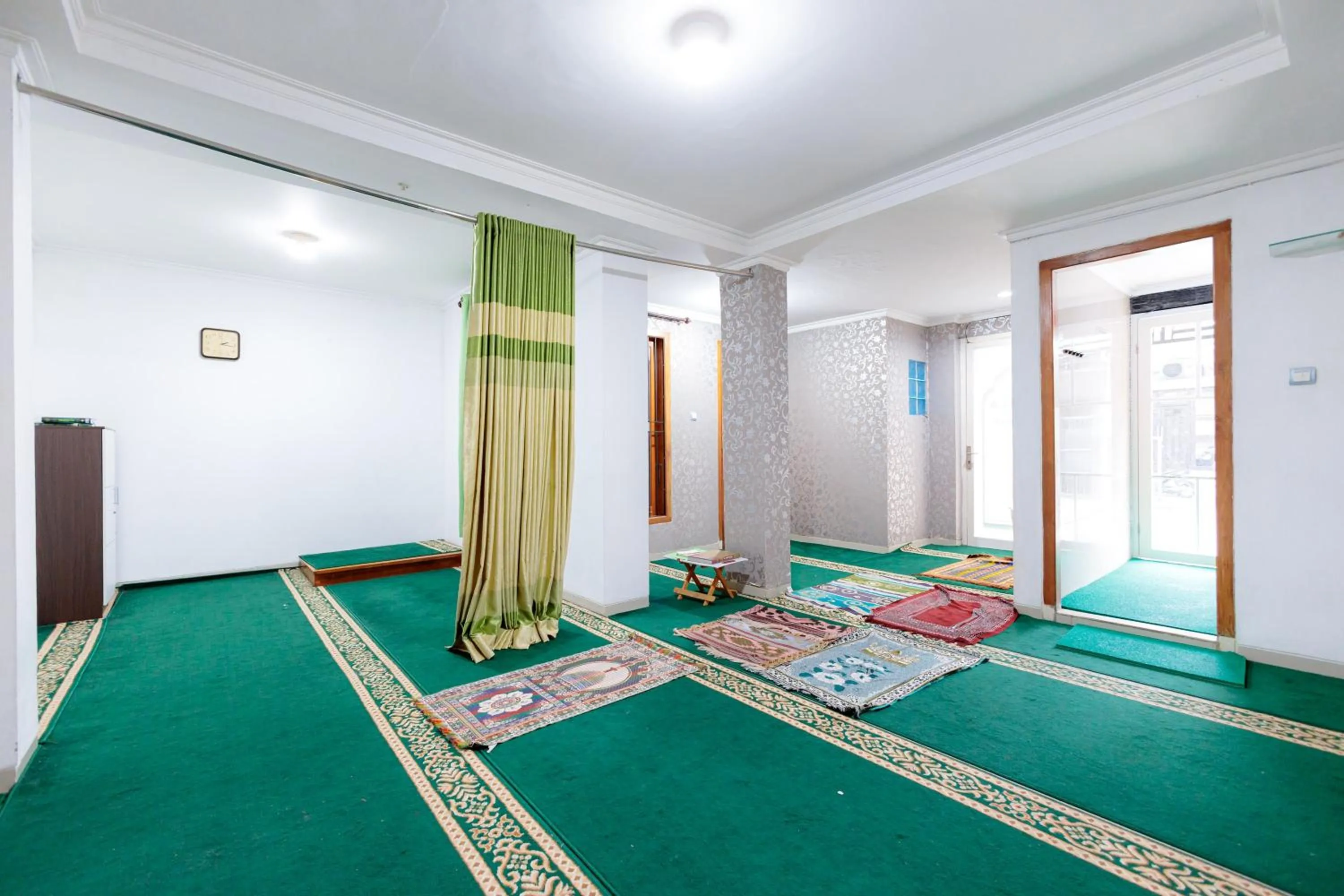 Property building in RedDoorz Syariah at Delta Sari Aloha Waru