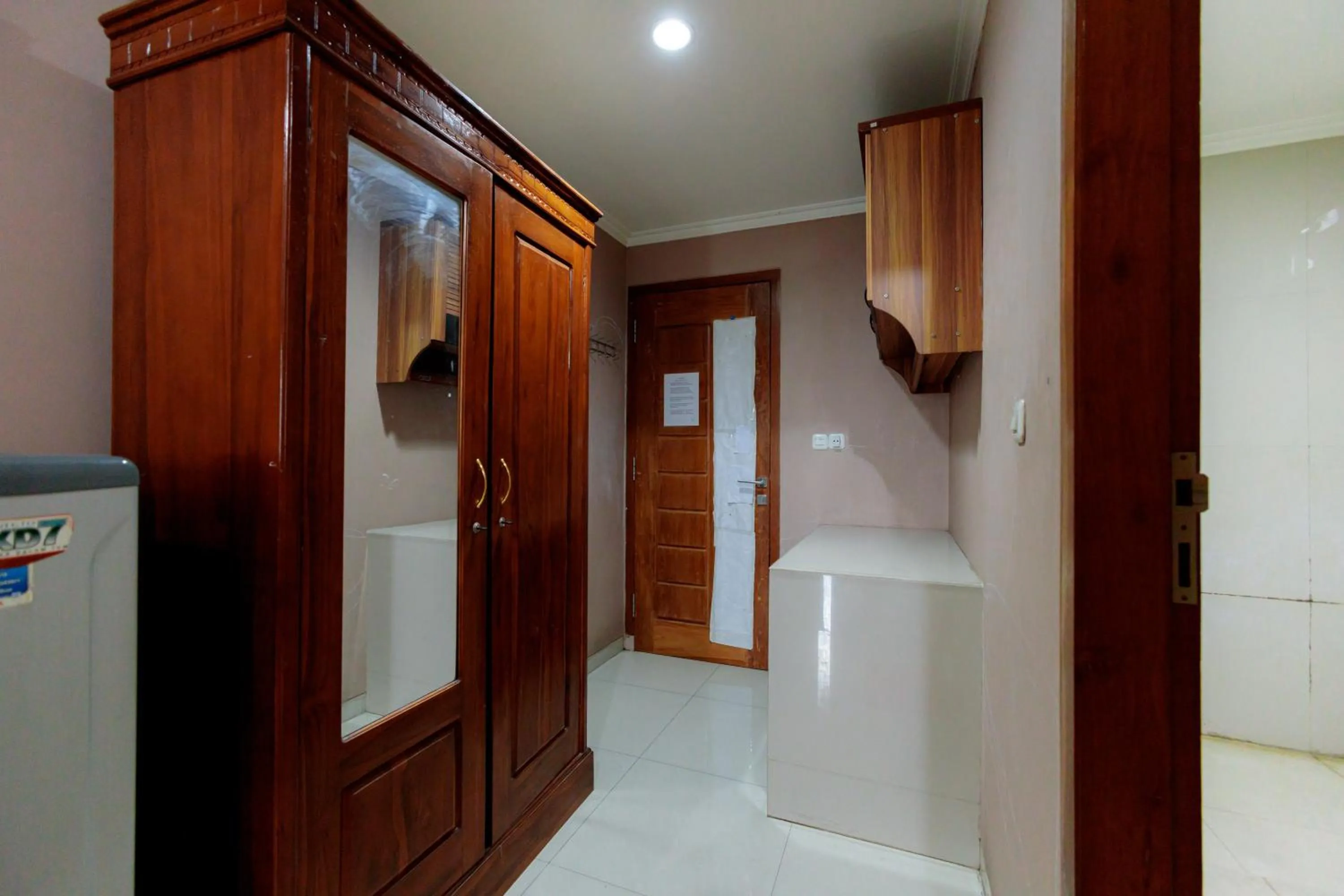 Bedroom in RedDoorz Syariah at Delta Sari Aloha Waru