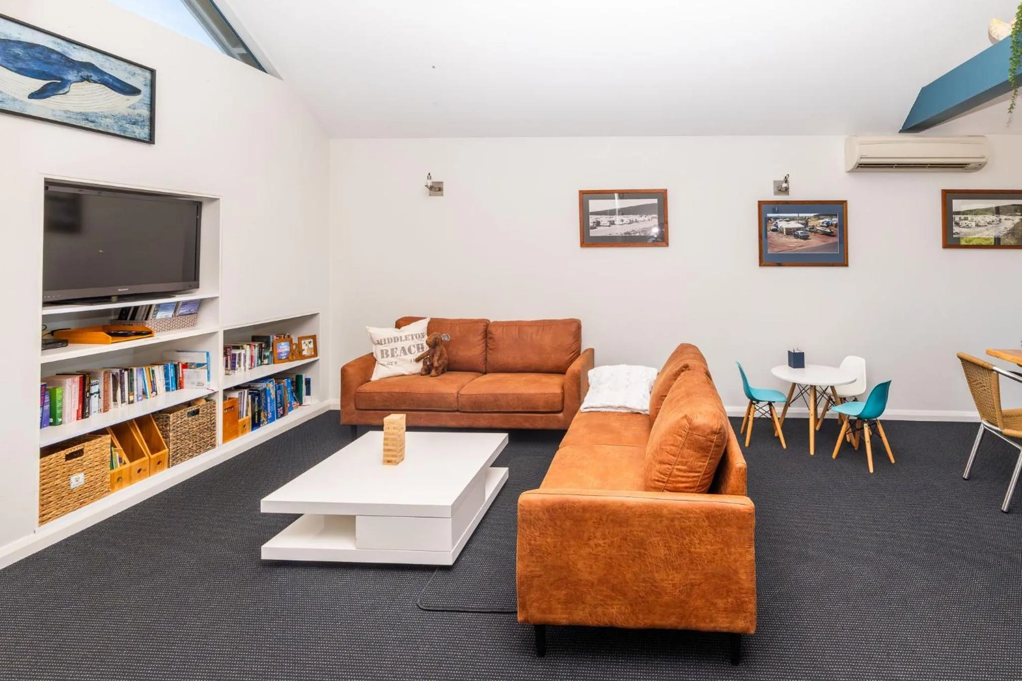 Communal lounge/ TV room in BIG4 Middleton Beach Holiday Park
