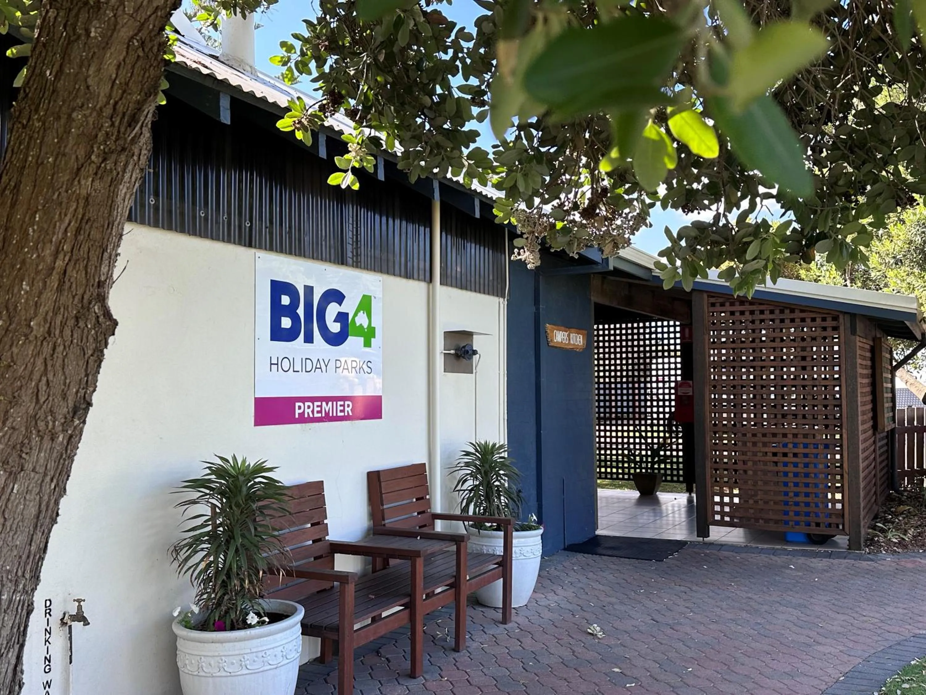 BBQ facilities in BIG4 Middleton Beach Holiday Park