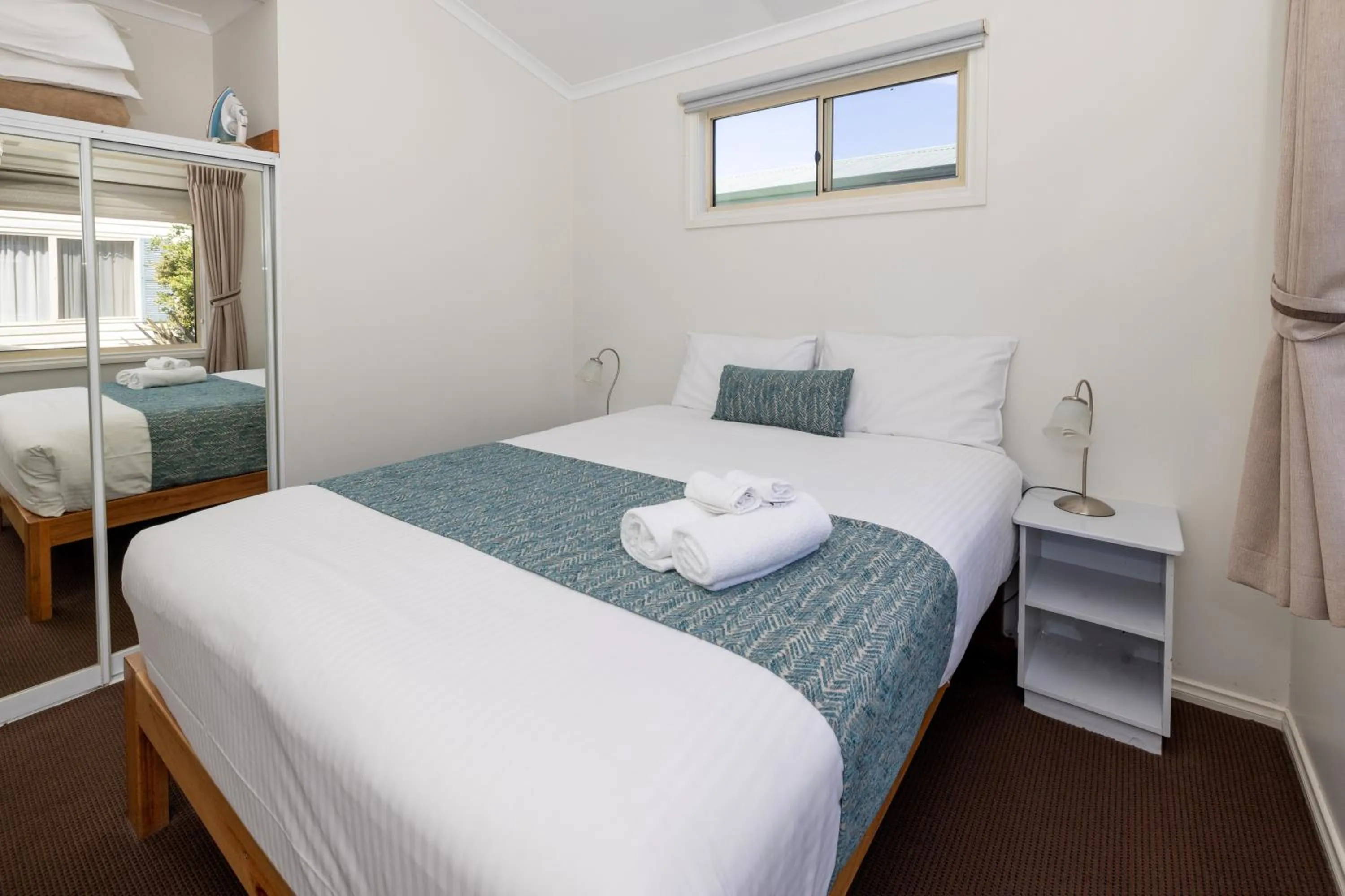 Bedroom, Bed in BIG4 Middleton Beach Holiday Park