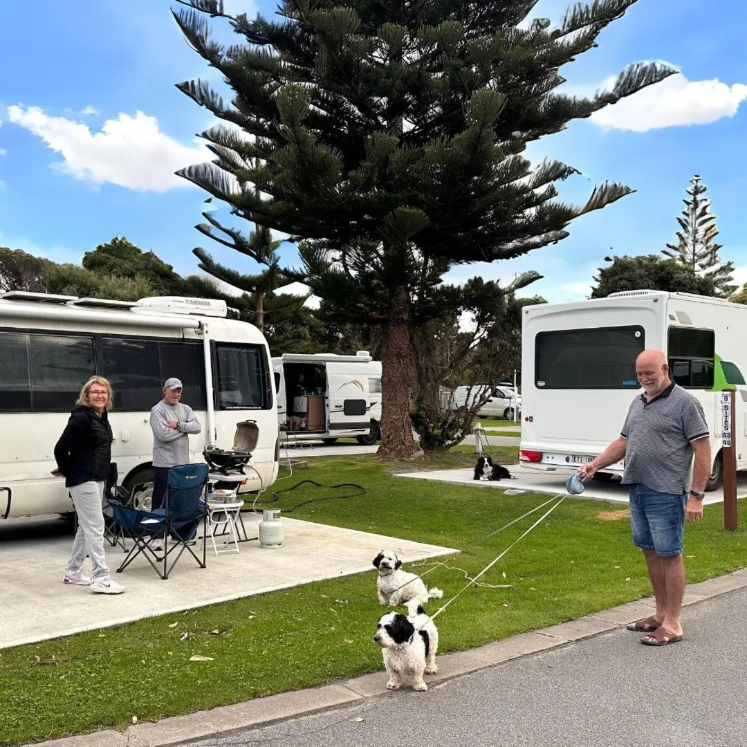 People in BIG4 Middleton Beach Holiday Park