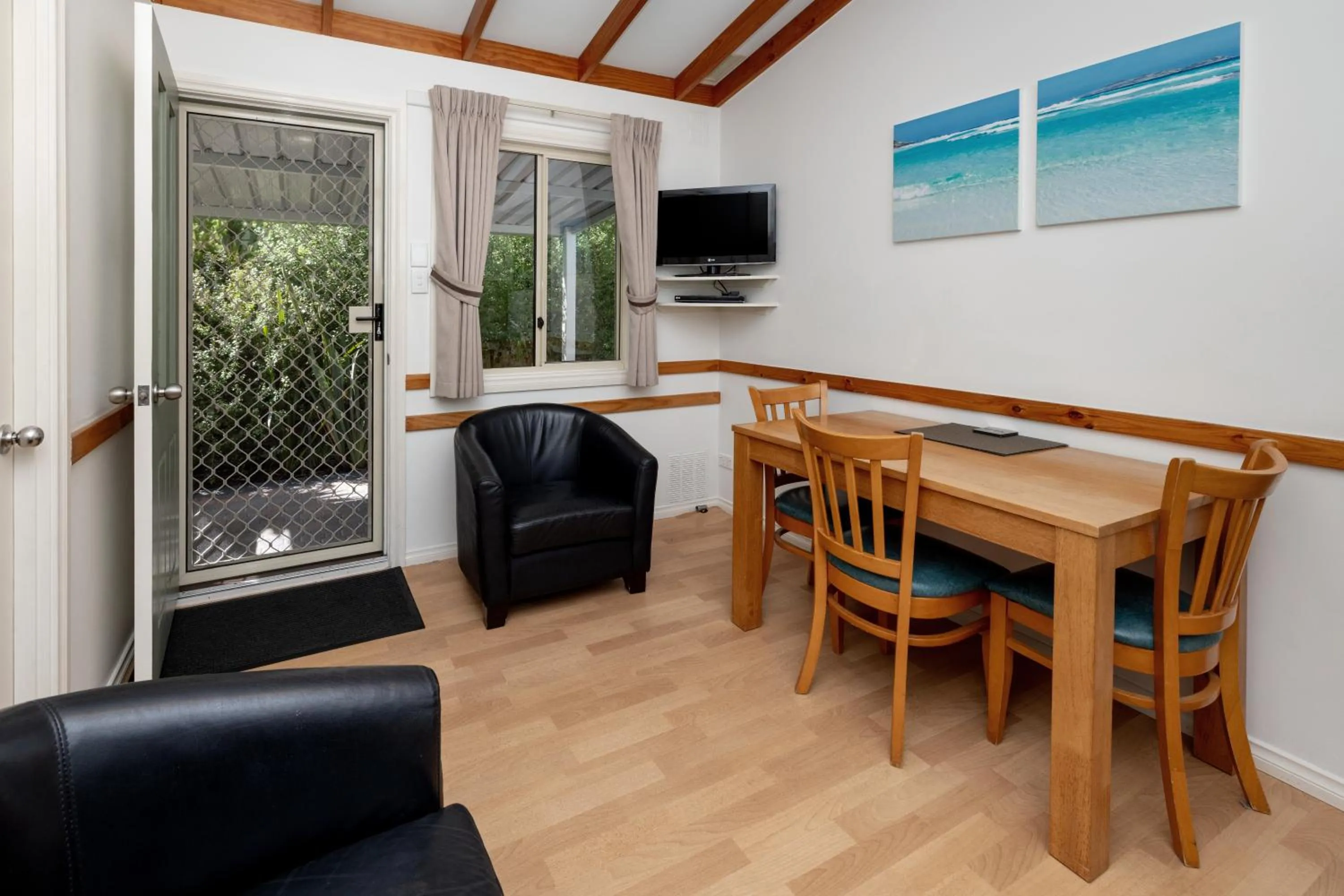 TV and multimedia in BIG4 Middleton Beach Holiday Park