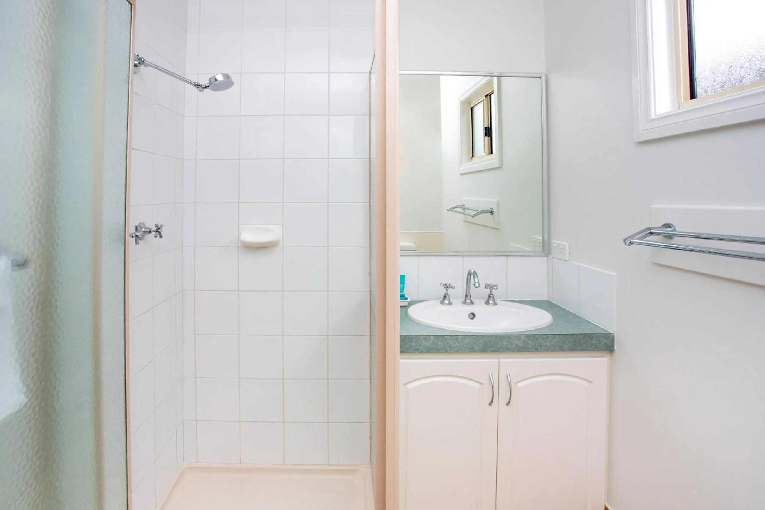 Shower in BIG4 Middleton Beach Holiday Park