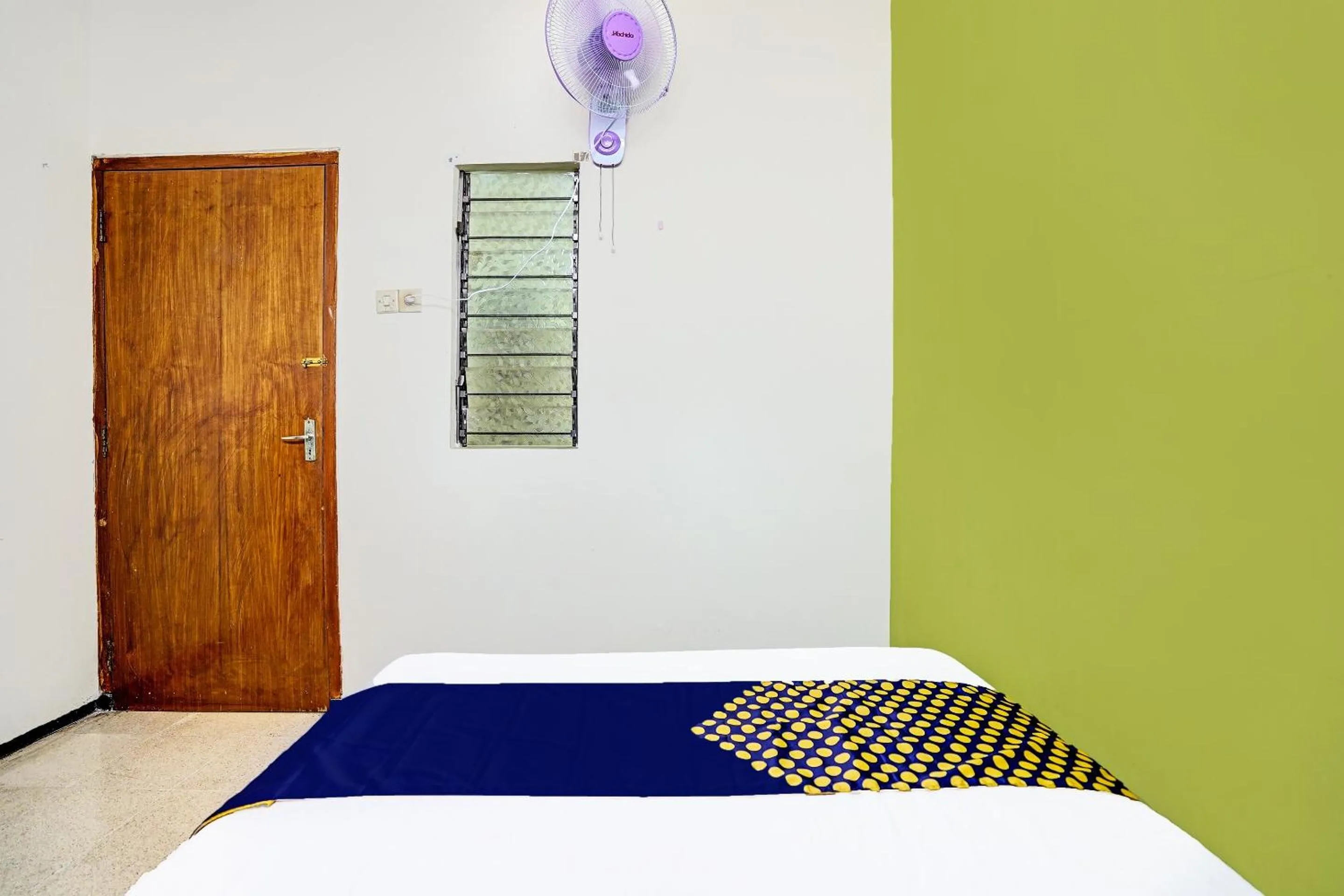 Bedroom, Bed in SPOT ON 91716 Kost Yy Syariah