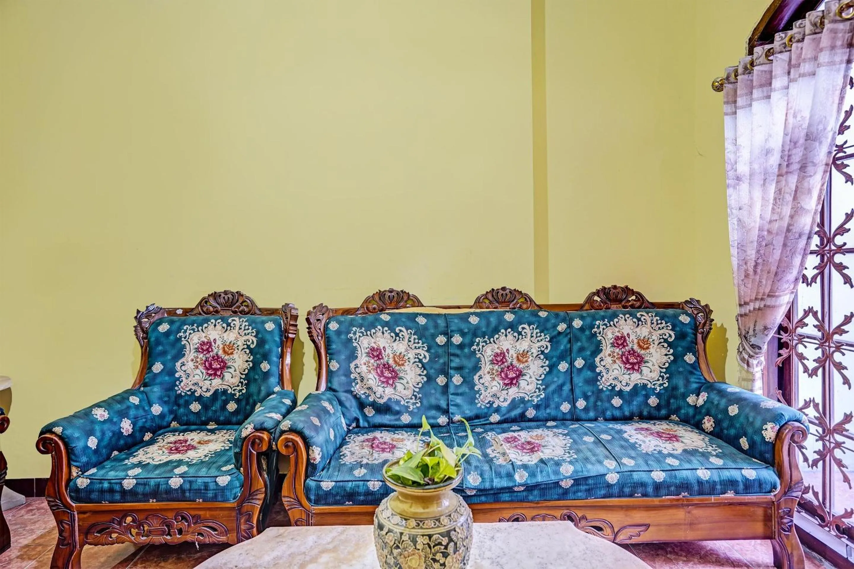 Lobby or reception in SPOT ON 91716 Kost Yy Syariah