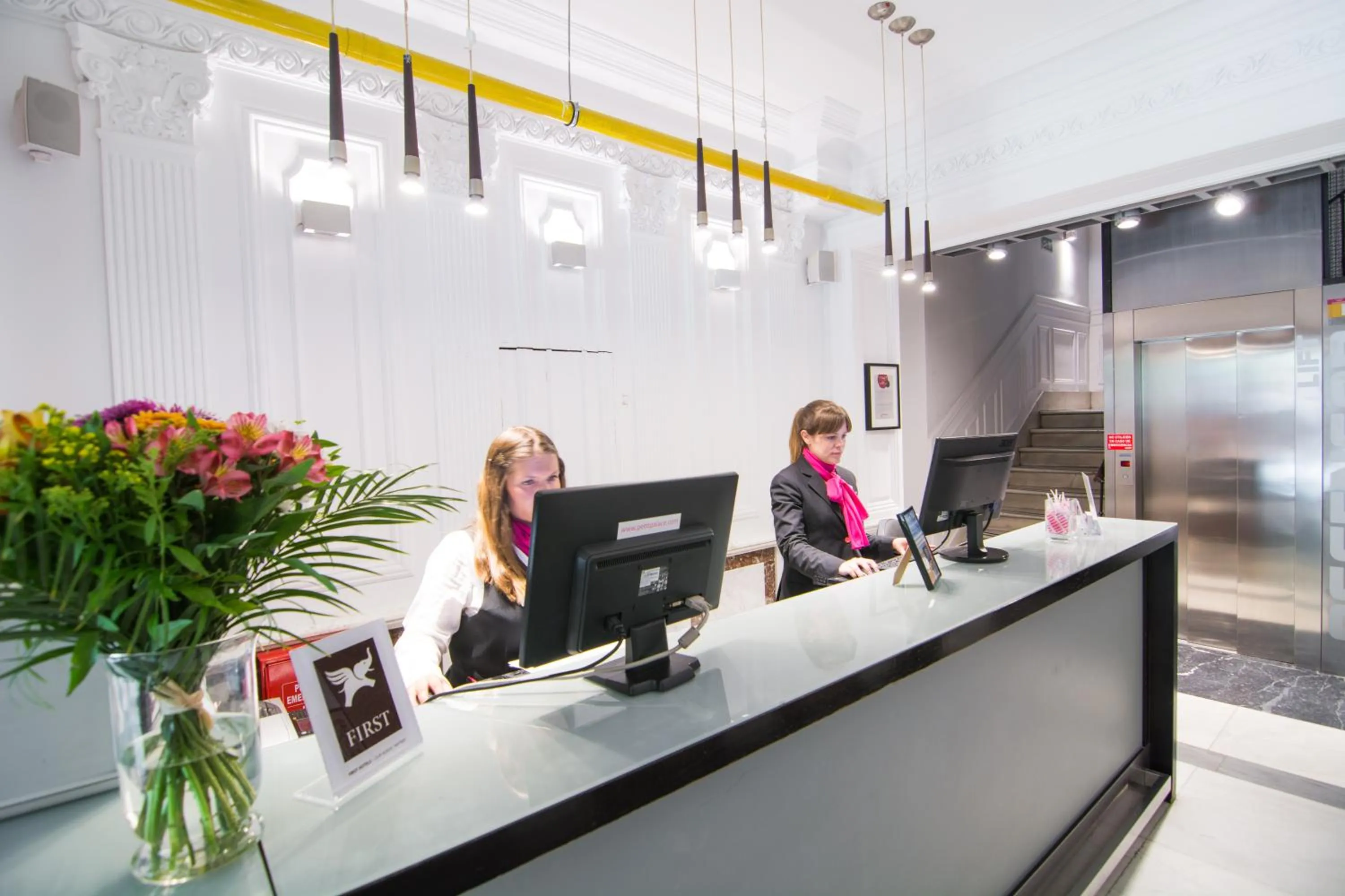 Lobby or reception in Petit Palace Arenal