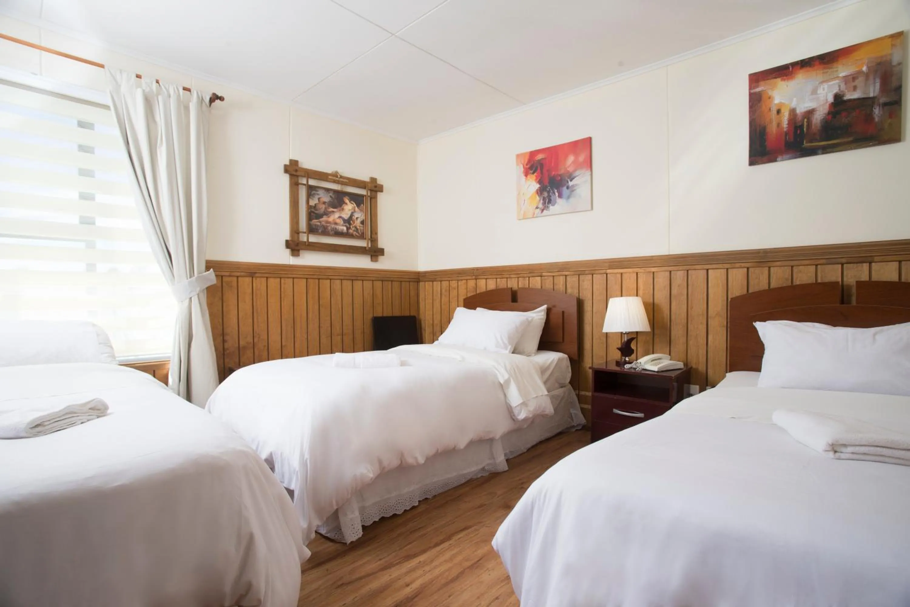 Standard Triple Room in Hostal Cordillera