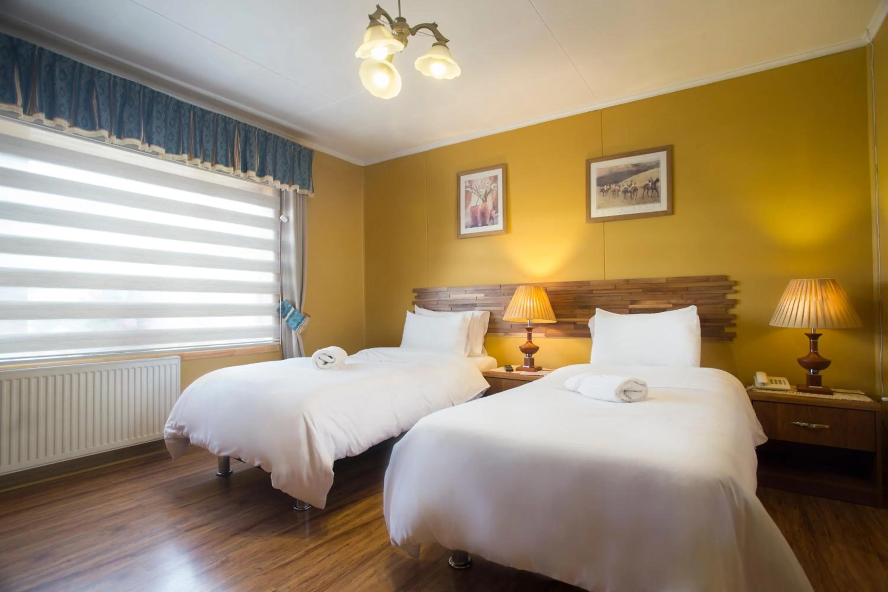 Twin Room in Hostal Cordillera