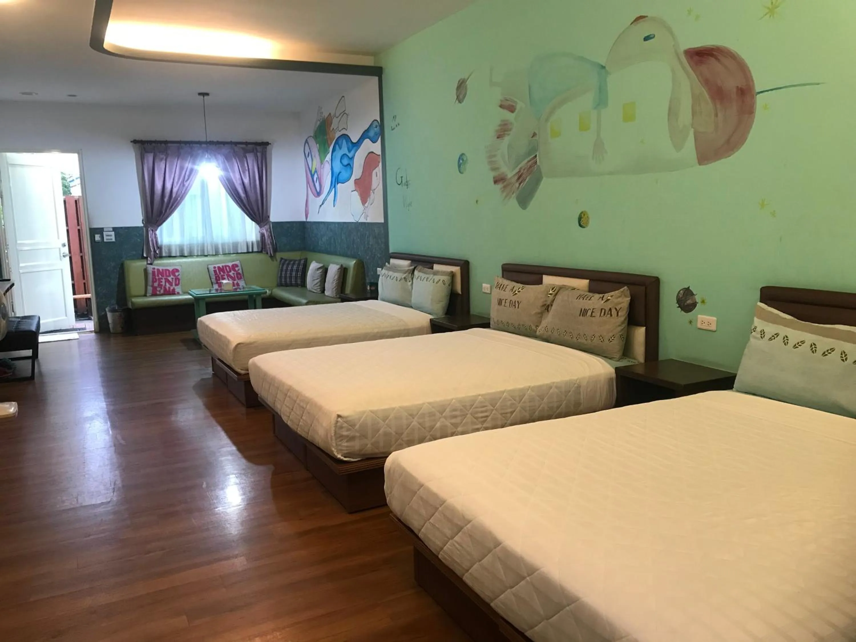 Bed in 墾丁貝殼灣旅店