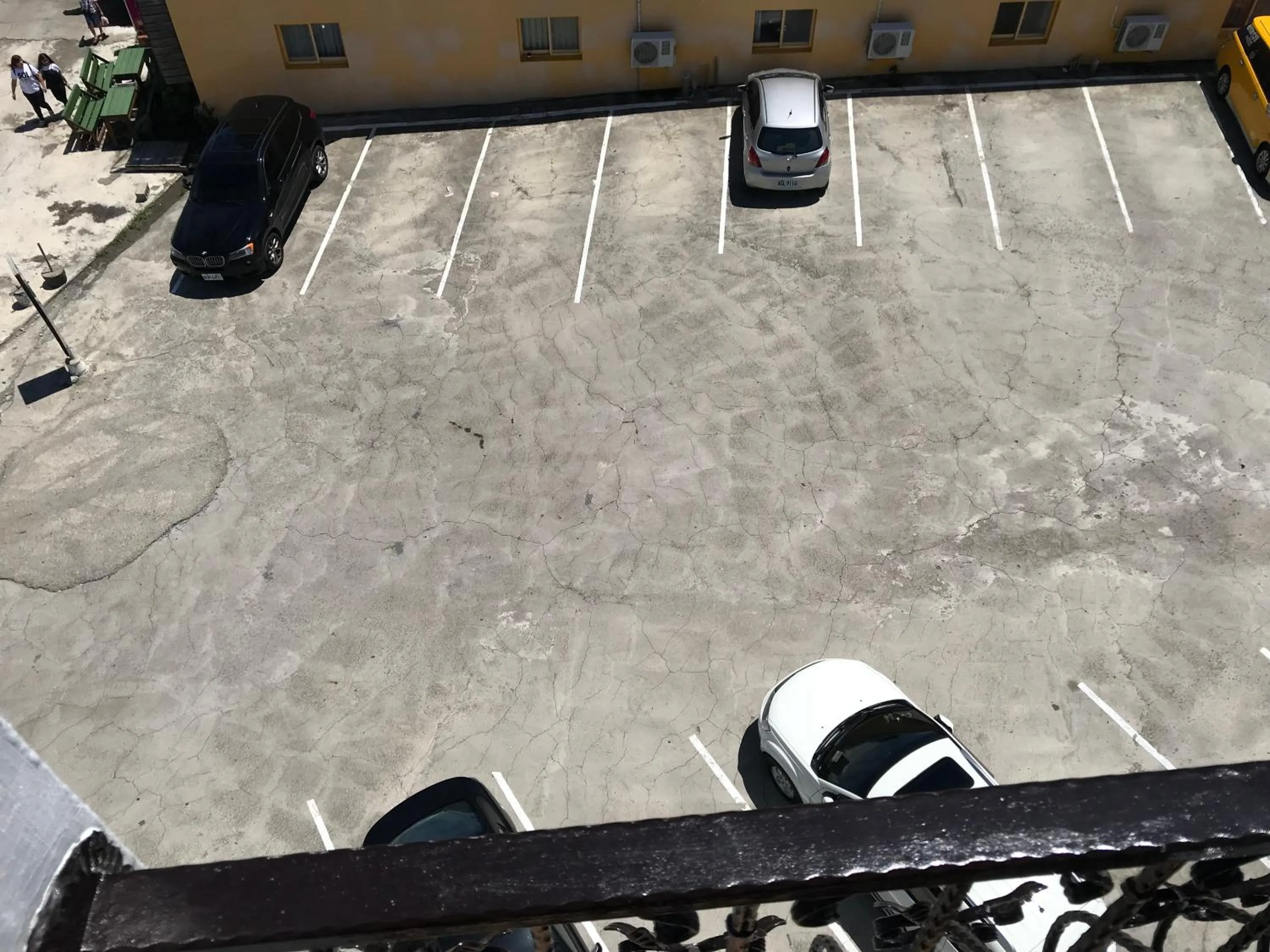 Parking in 墾丁貝殼灣旅店