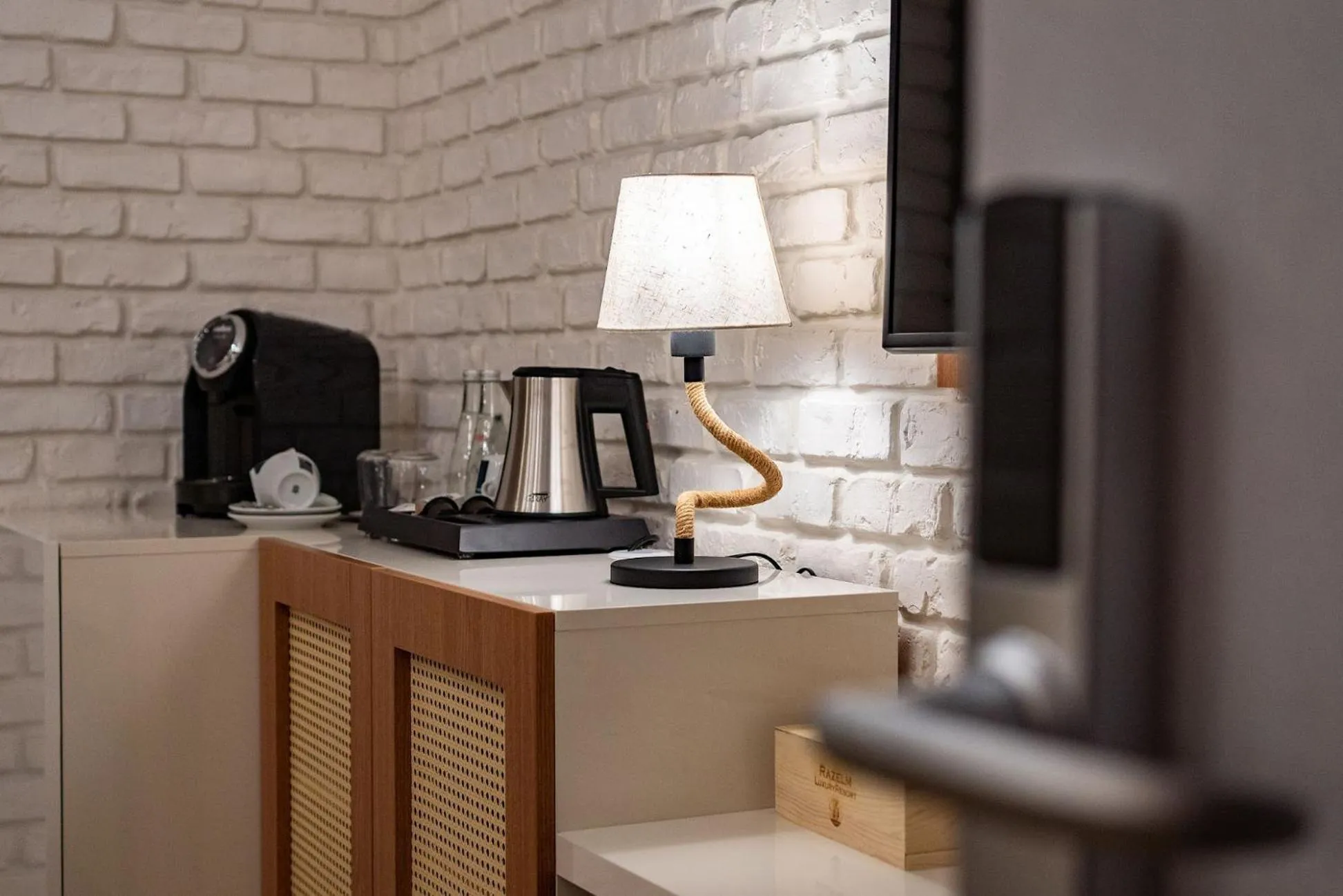 Coffee/tea facilities in Razelm Luxury Resort