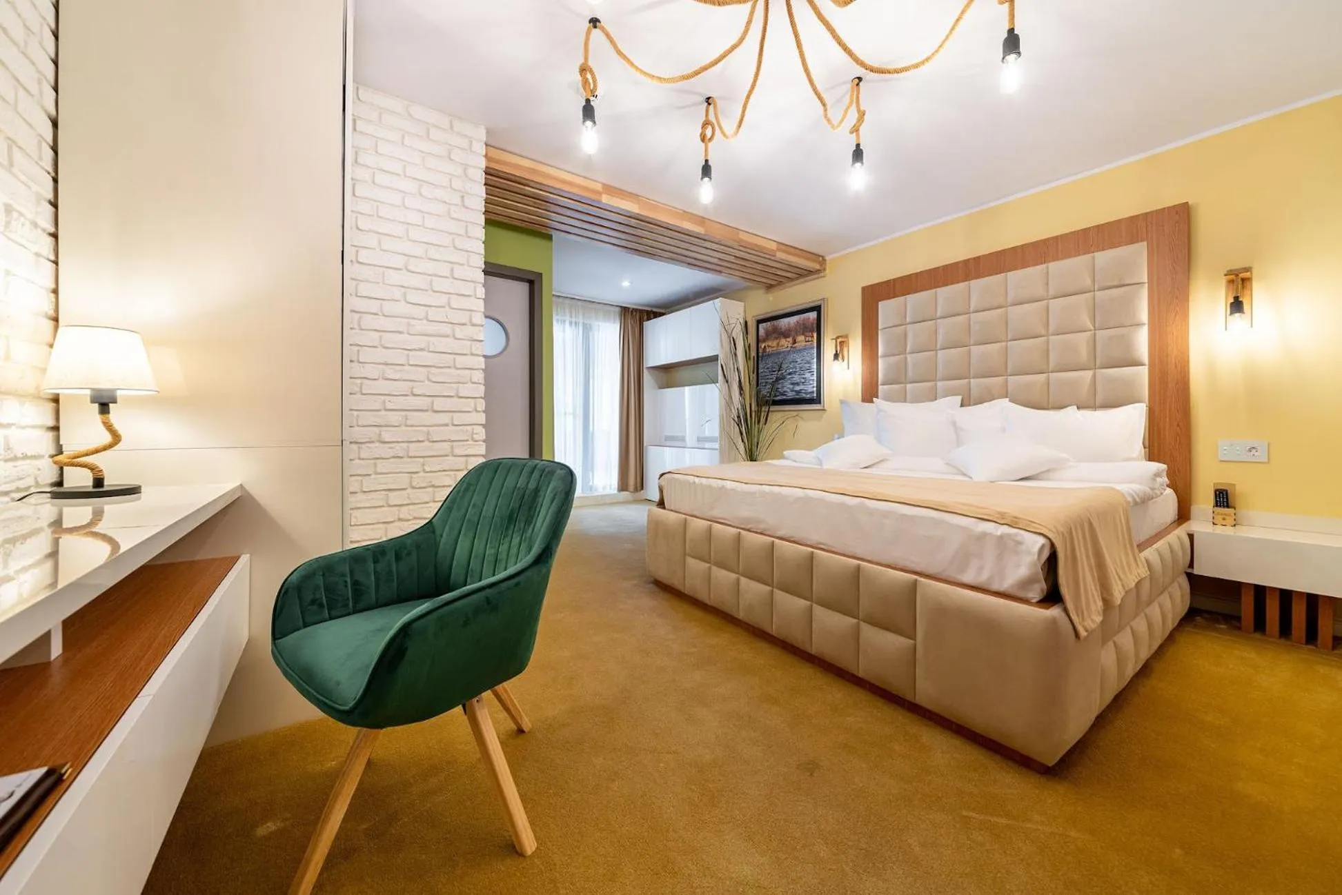 Bed in Razelm Luxury Resort