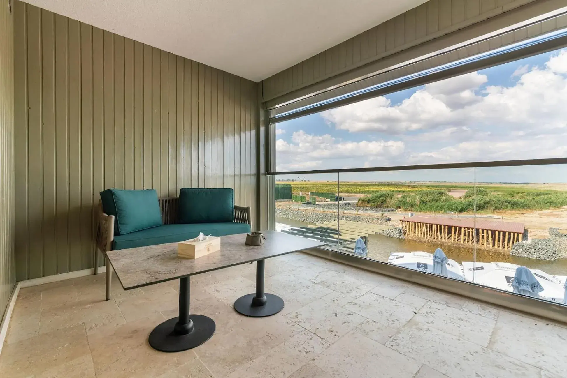 Amyntas Premium Room with balcony and lake view - single occupancy in Razelm Luxury Resort Amyntas Premium Room with balcony and lake view - single occupancy in Razelm Luxury Resort