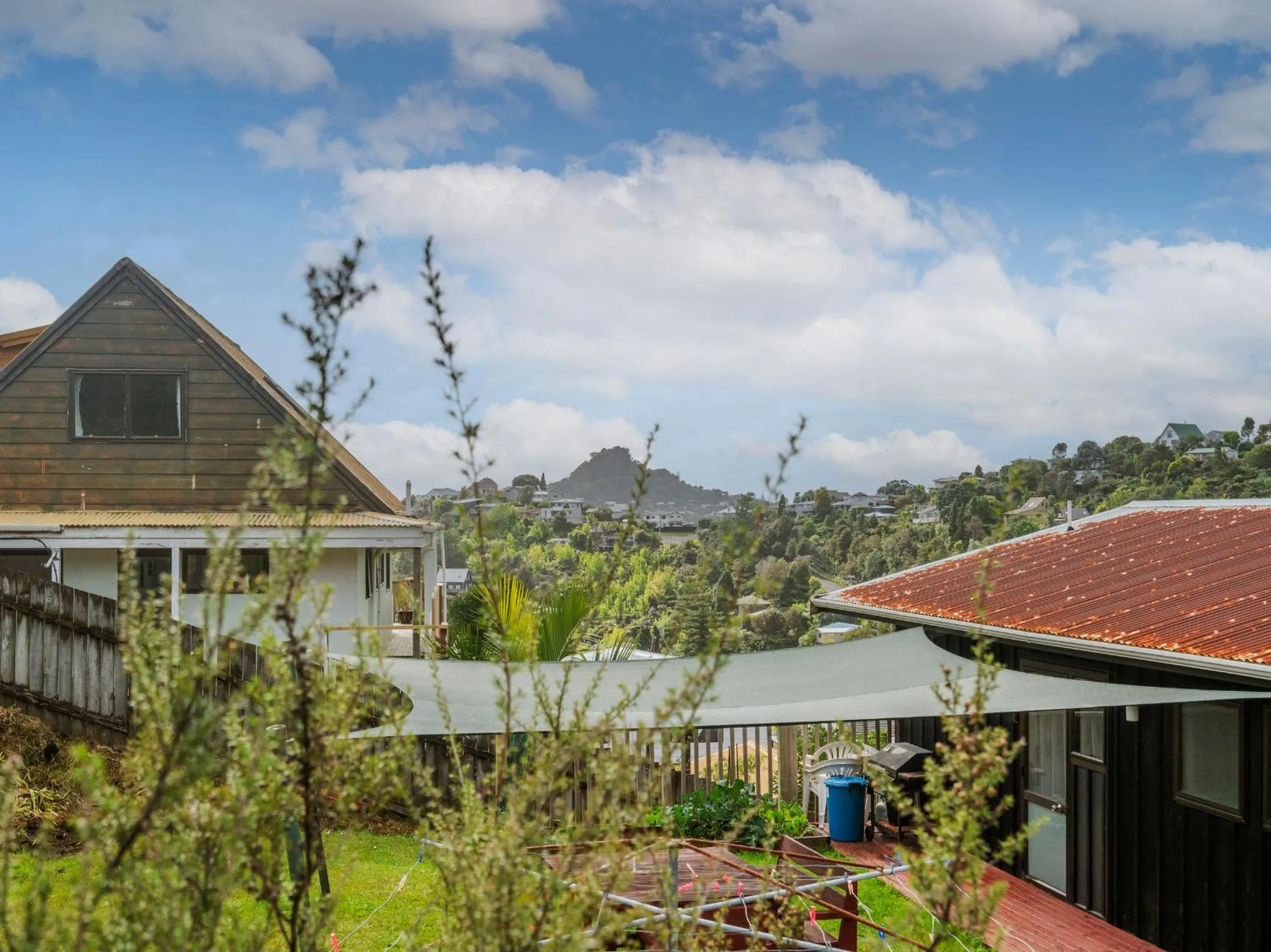 Property building in Manuka Lodge - Tairua Holiday Home