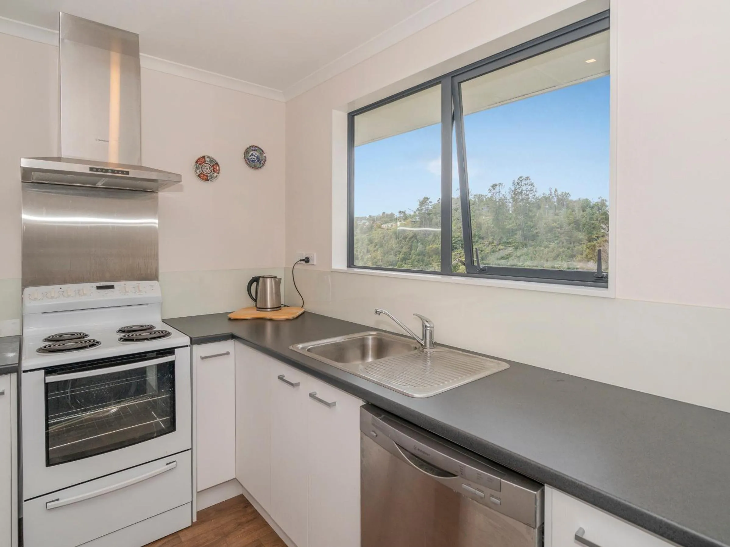 Property building in Manuka Lodge - Tairua Holiday Home