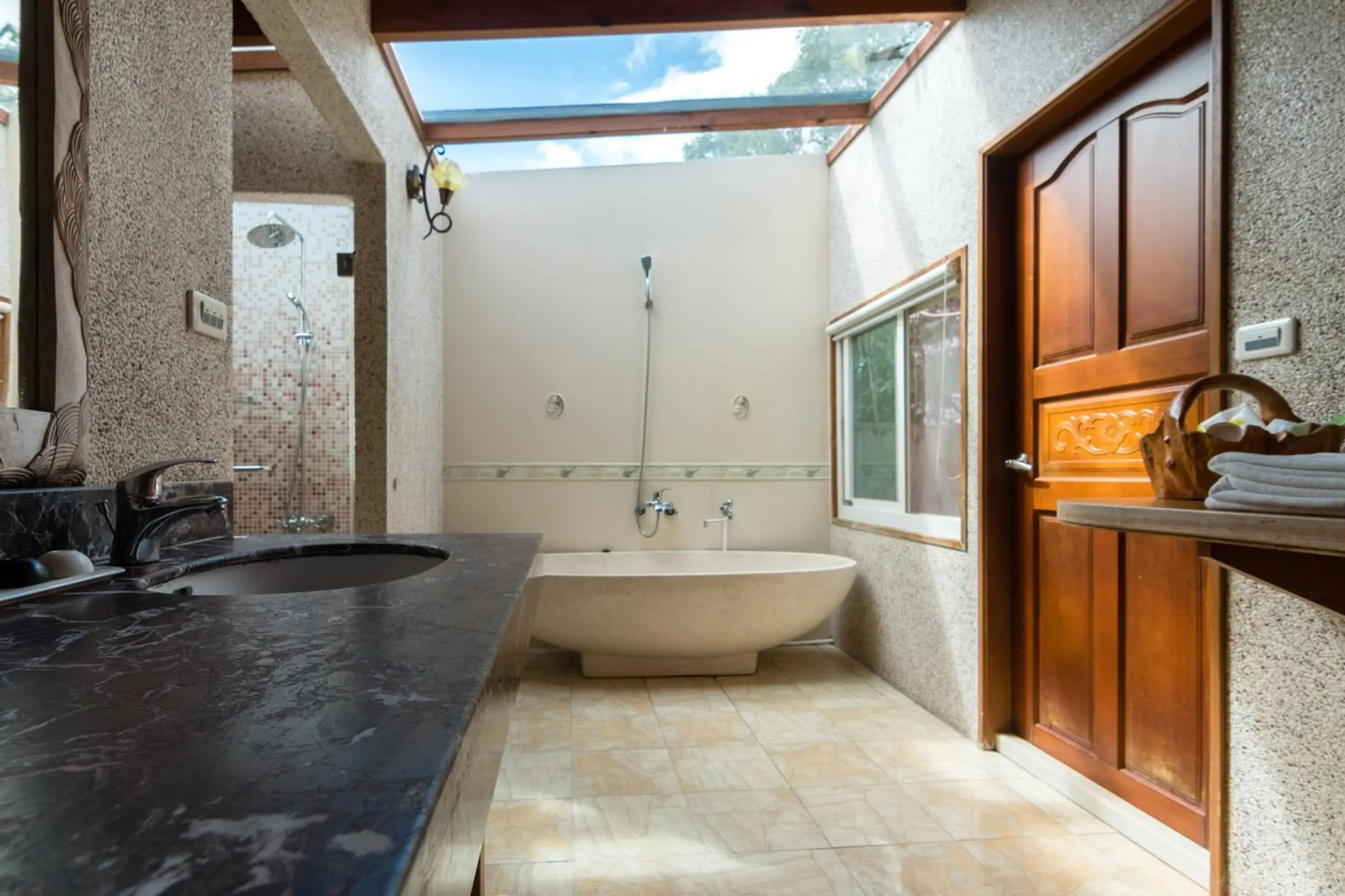 Mountain View Villa with Bathtub in Bali Lover Mountain View Villa with Bathtub in Bali Lover