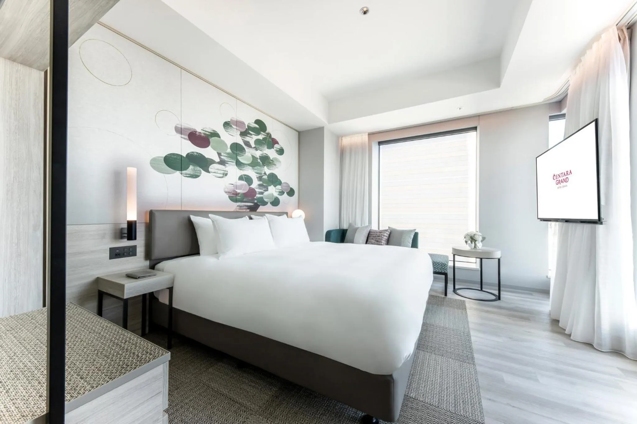 Bedroom, Bed in Centara Grand Hotel Osaka