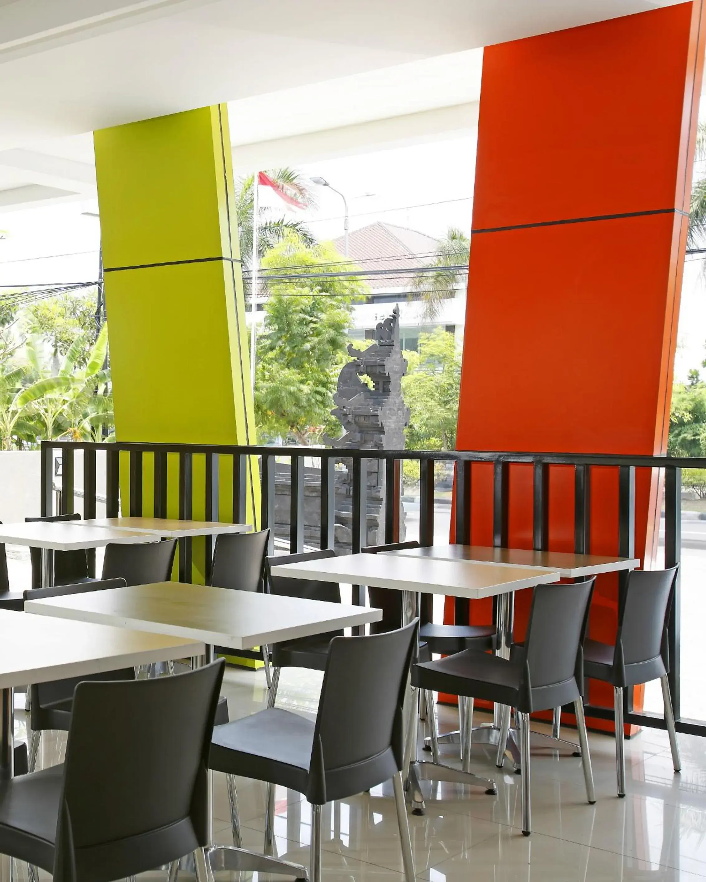 Restaurant/places to eat in Amaris Hotel Sunset Road - Bali Restaurant/places to eat in Amaris Hotel Sunset Road - Bali