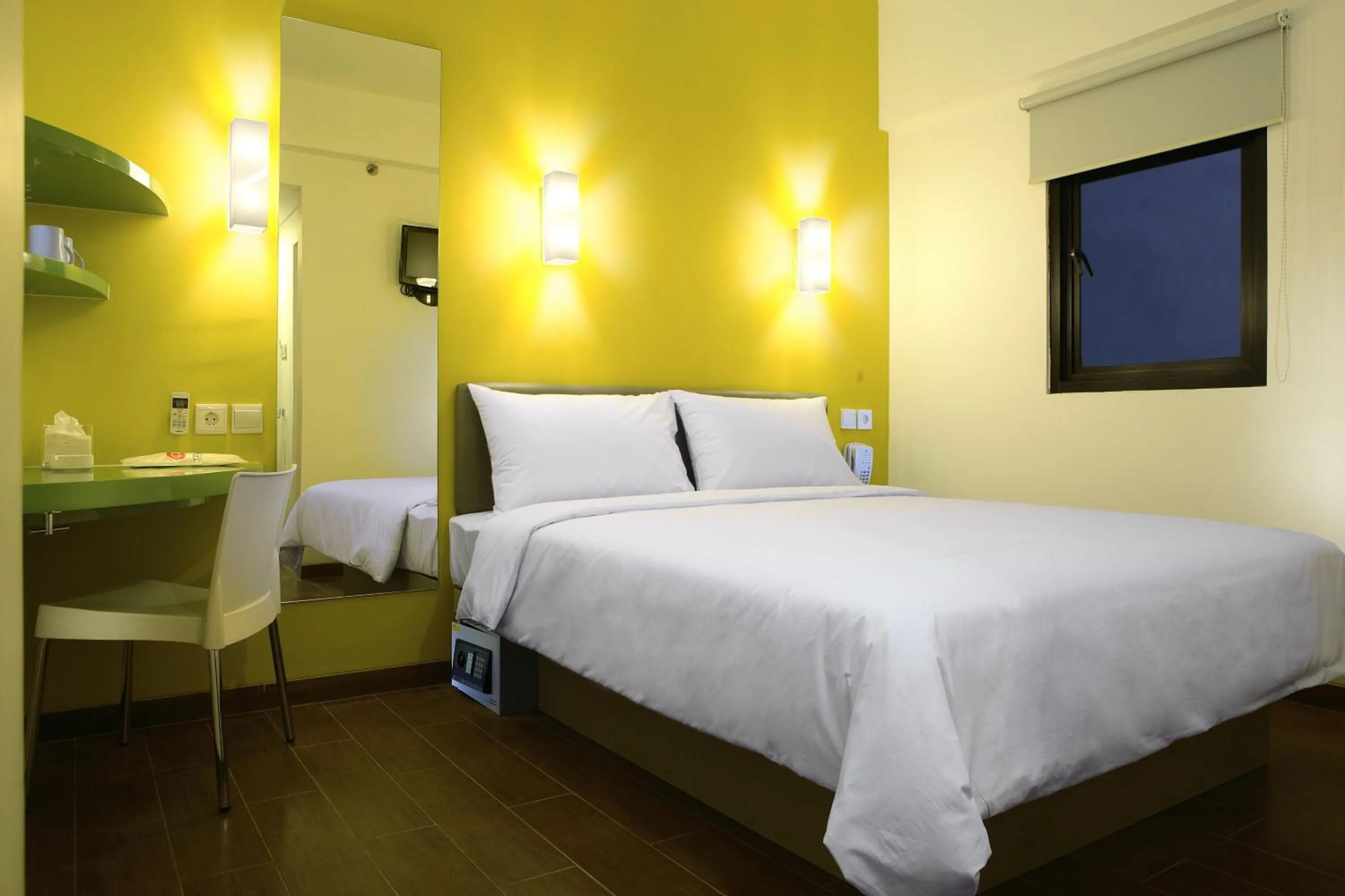 Bedroom, Bed in Amaris Hotel Sunset Road - Bali