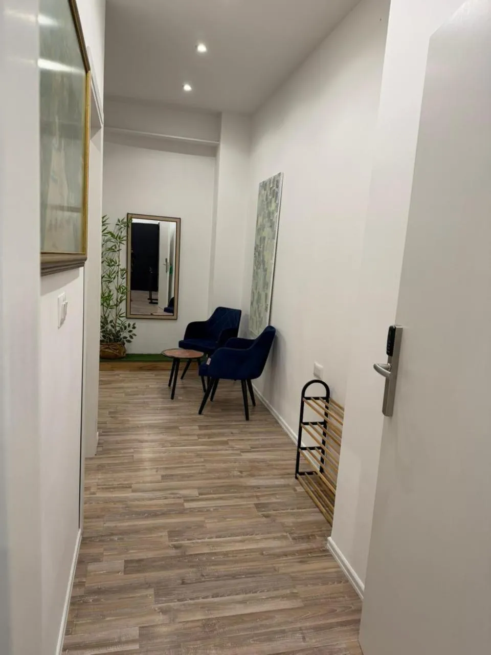 Living room in Peaky Hotel