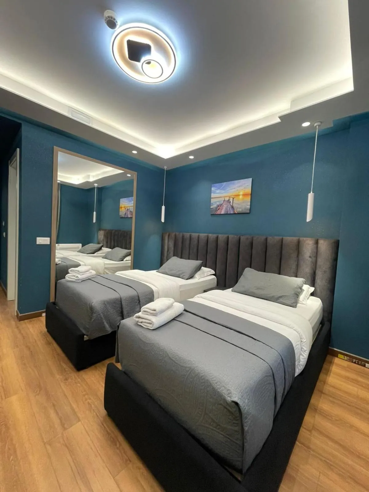 Toilet, Bed in Peaky Hotel