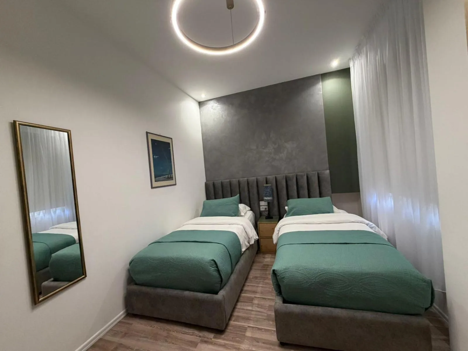 Bedroom, Bed in Peaky Hotel