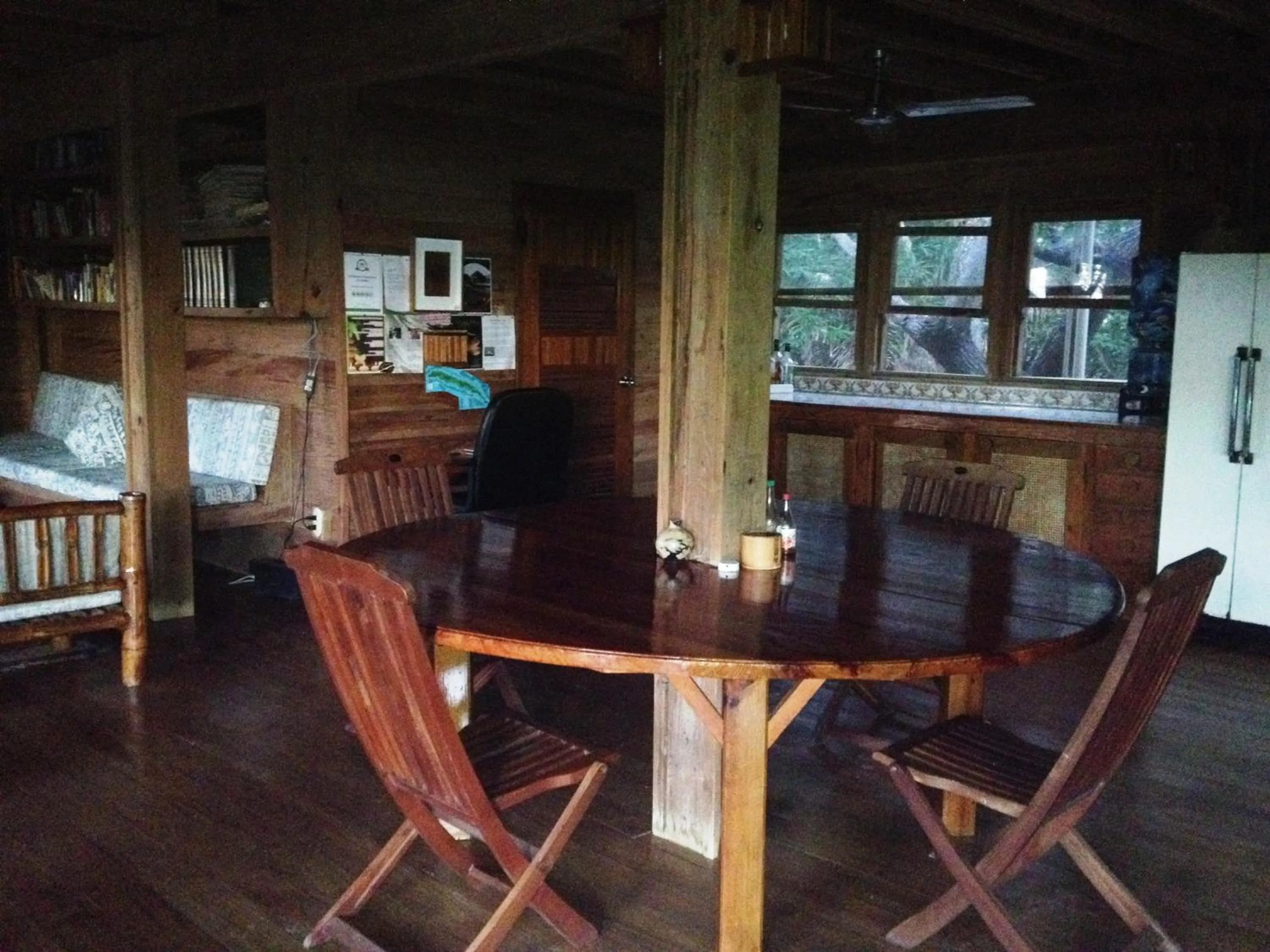 Dining area in Roatan Bed & Breakfast Apartments