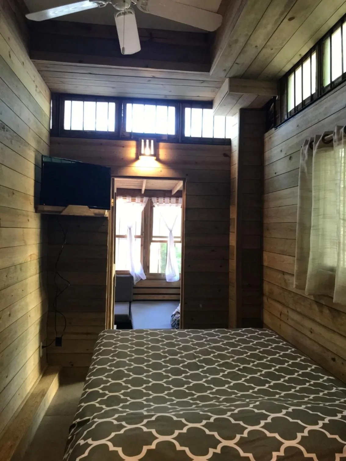 Photo of the whole room in Roatan Bed & Breakfast Apartments