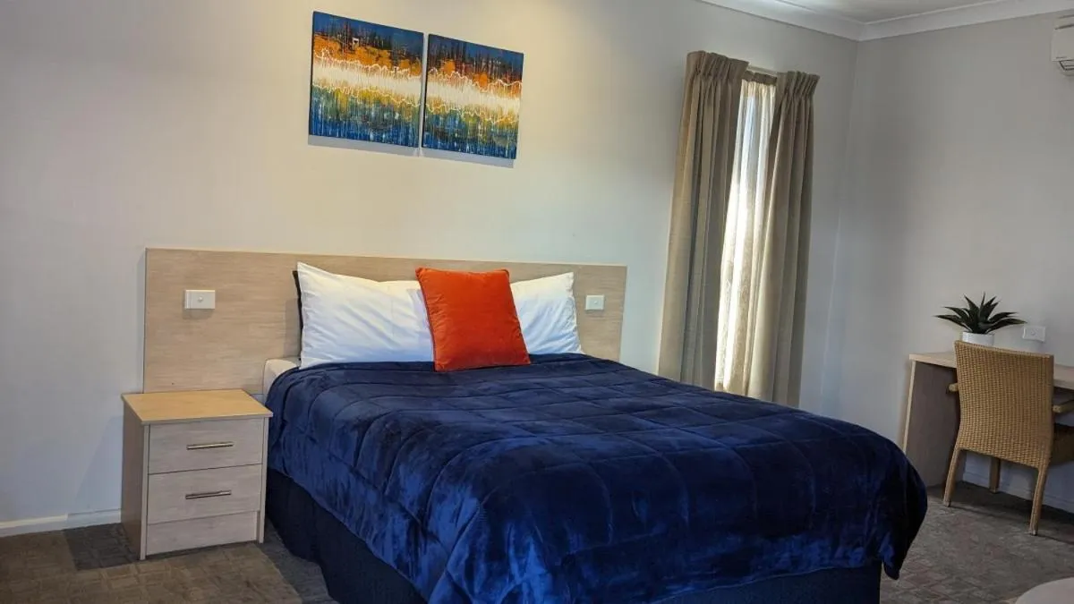 Bed in Mackellar Motel