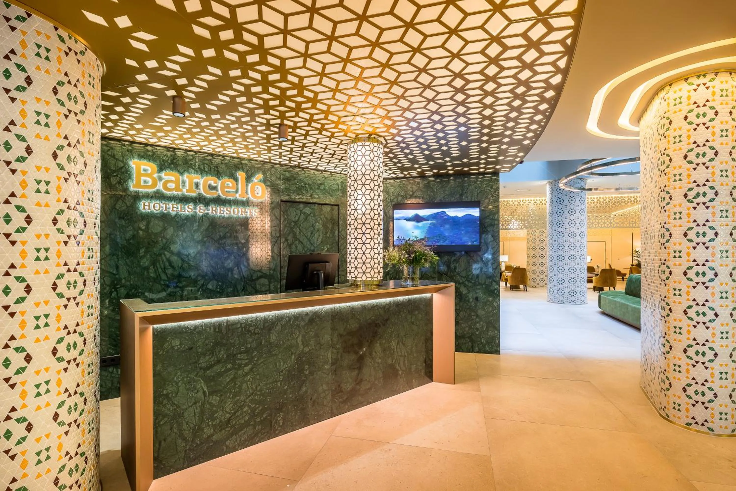 Lobby or reception in Barceló Carmen Granada
