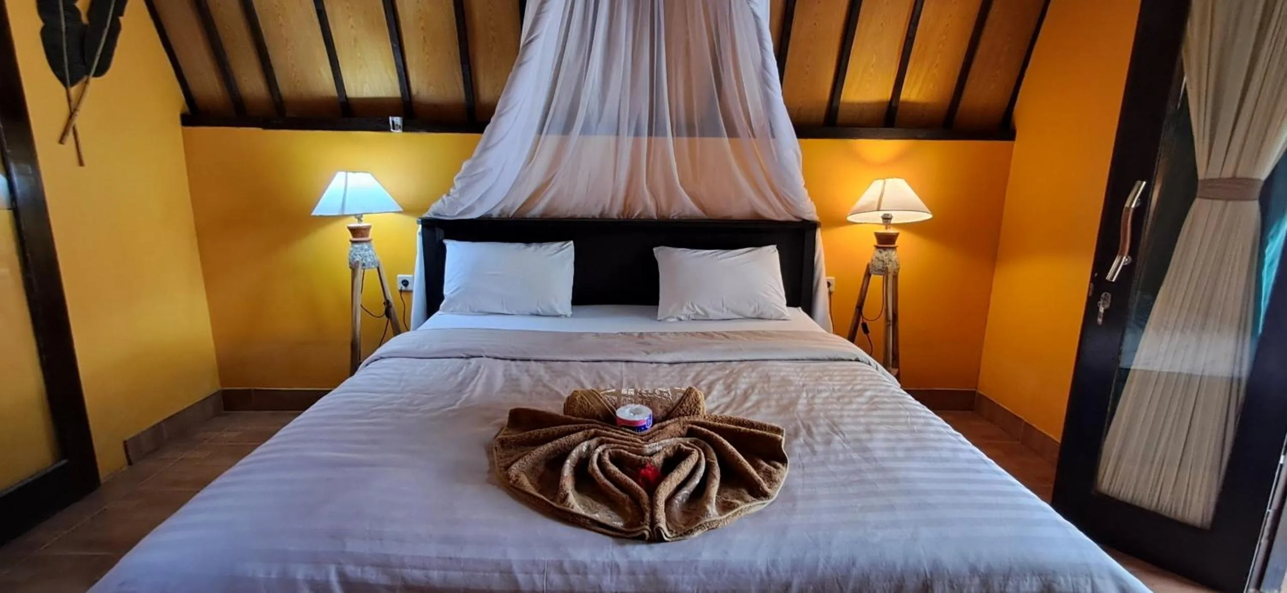 Bedroom, Bed in Pandan Bungalow