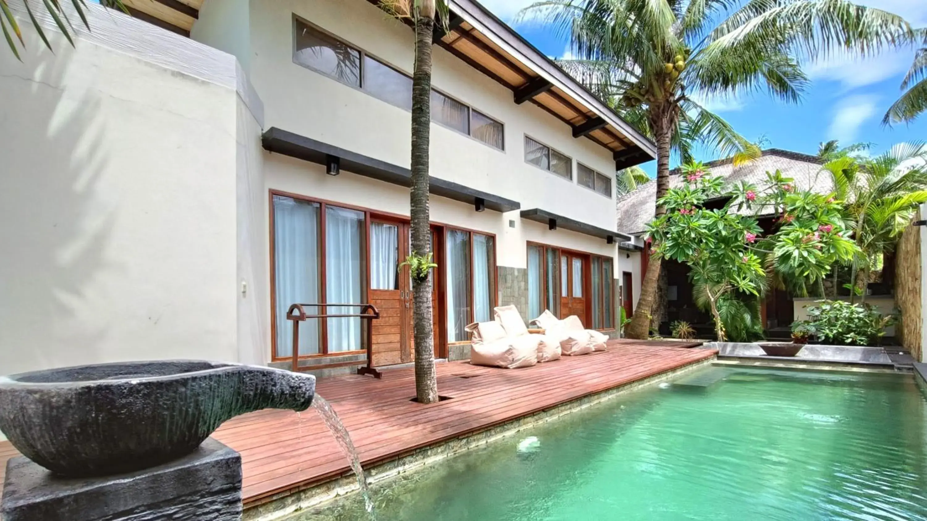 Swimming pool in Kies Villas Lombok Swimming pool in Kies Villas Lombok