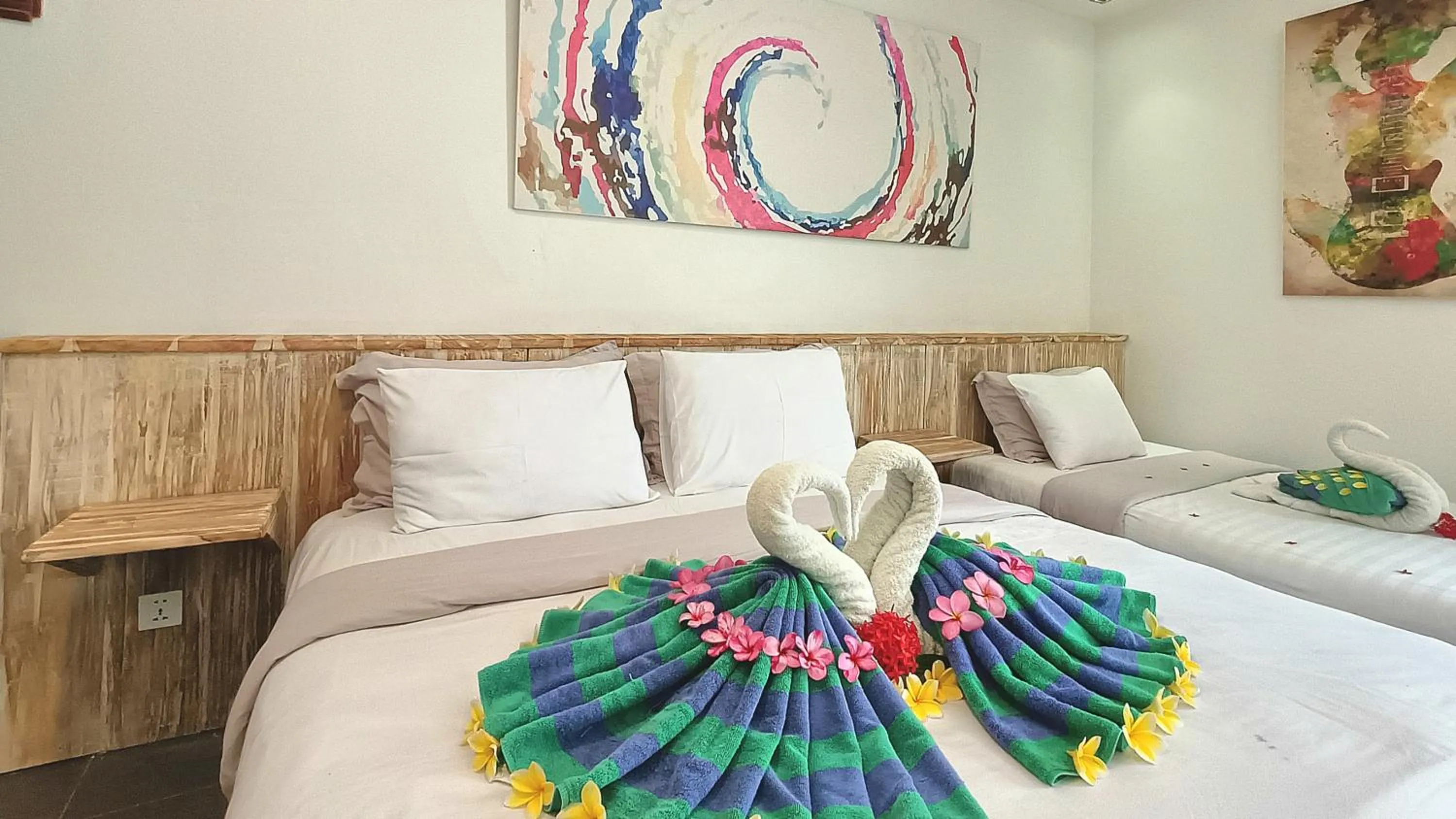 Bed in Kies Villas Lombok