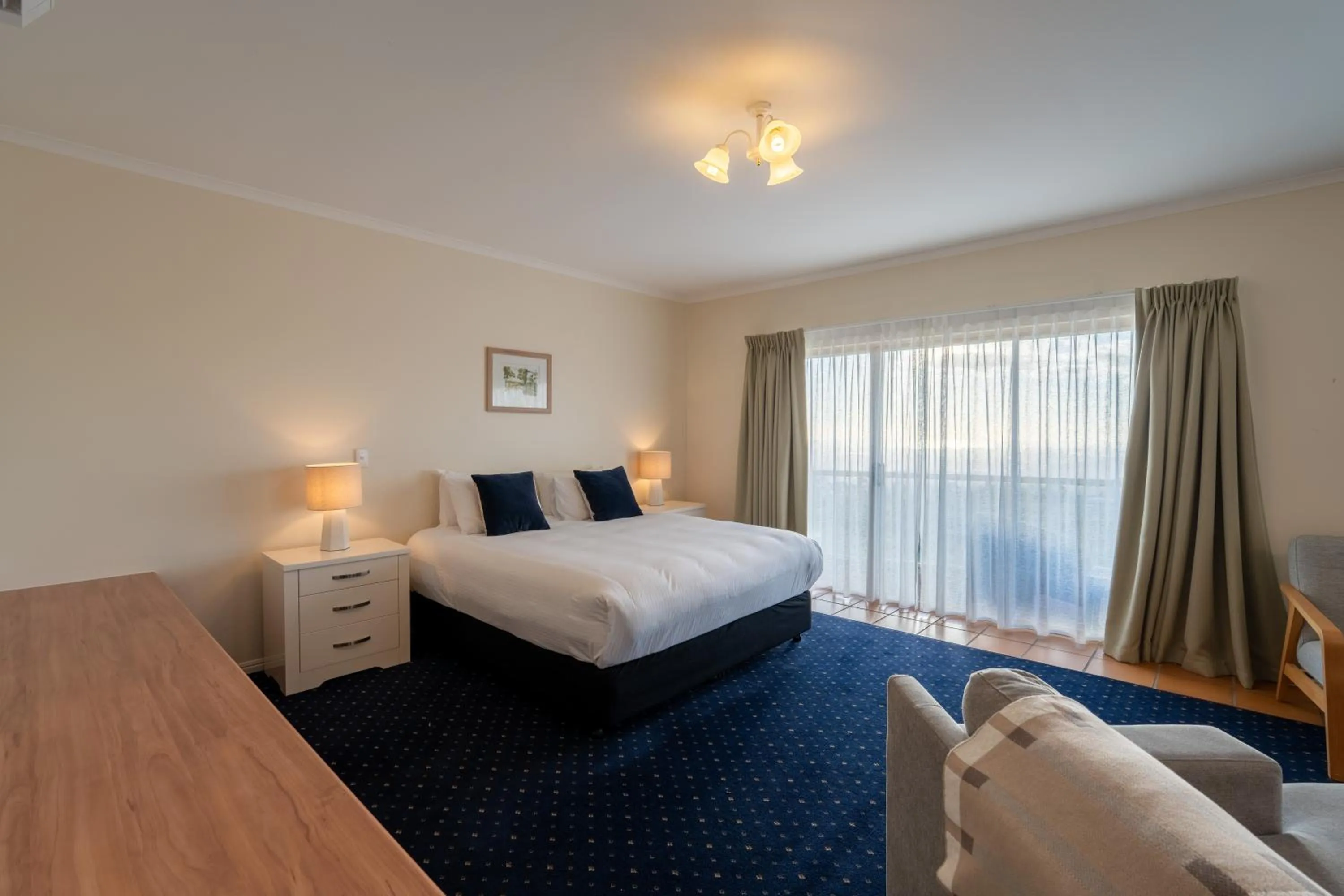 Bed in Eagle Heights Mountain Resort