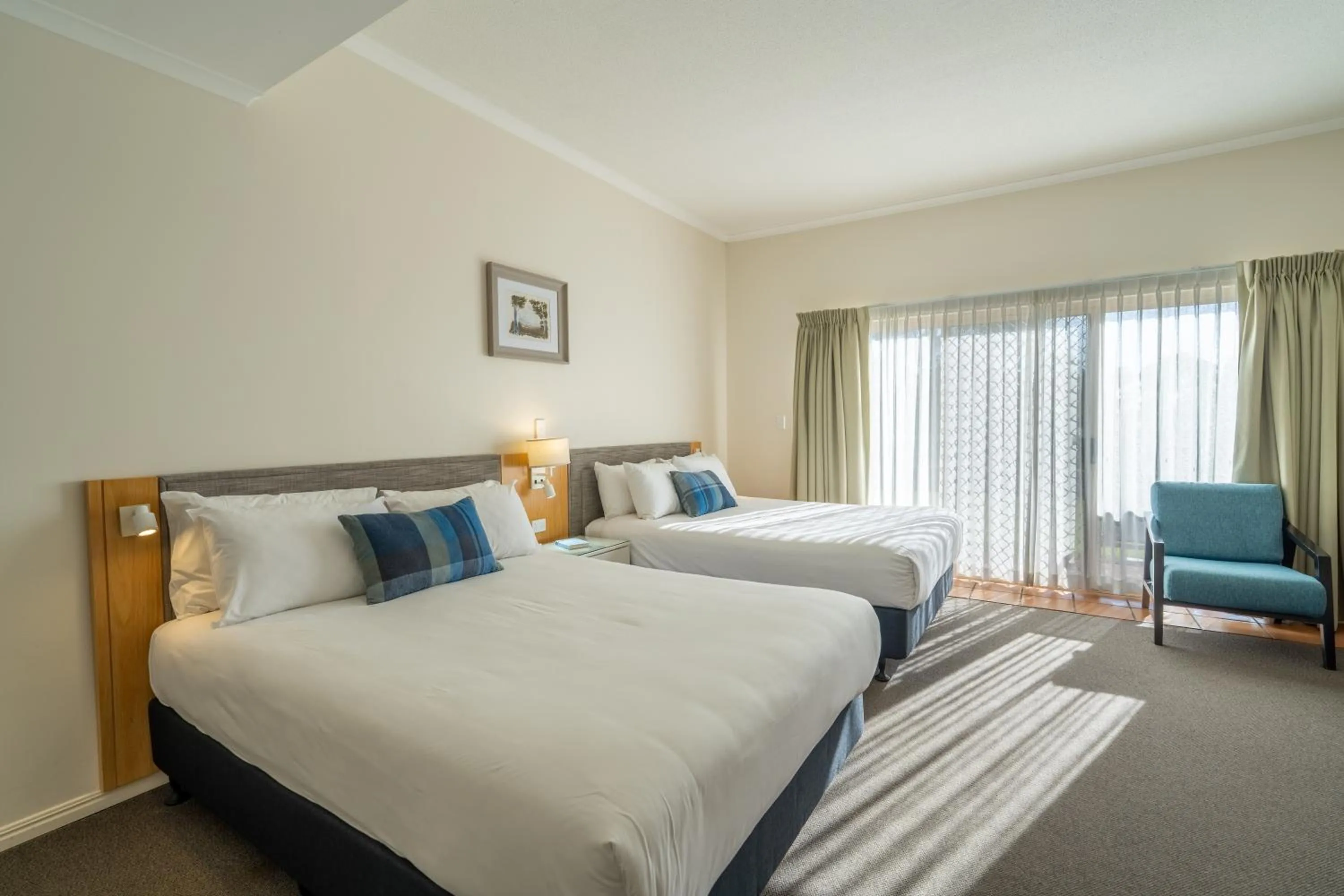 Bed in Eagle Heights Mountain Resort