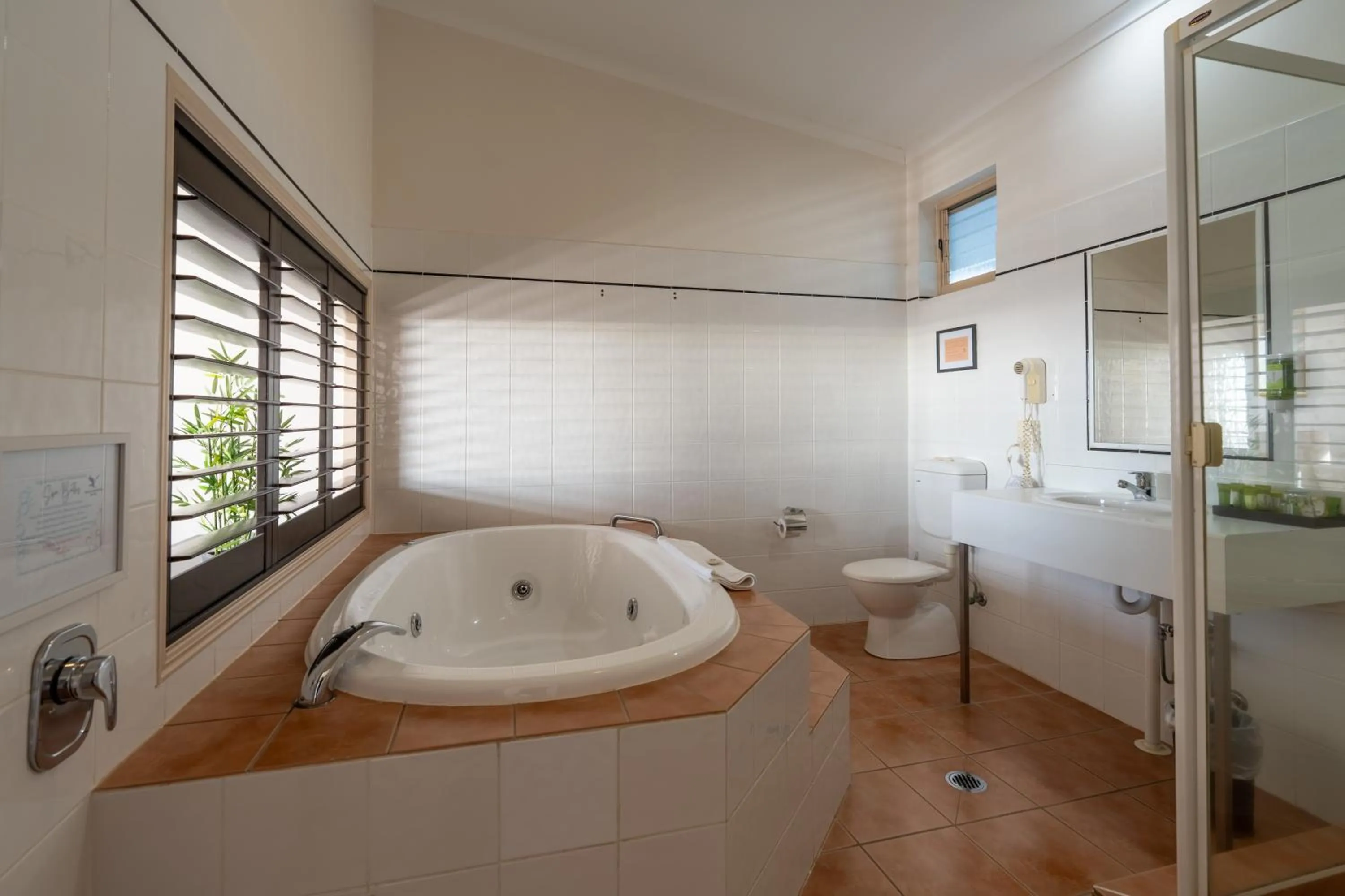 Bathroom in Eagle Heights Mountain Resort