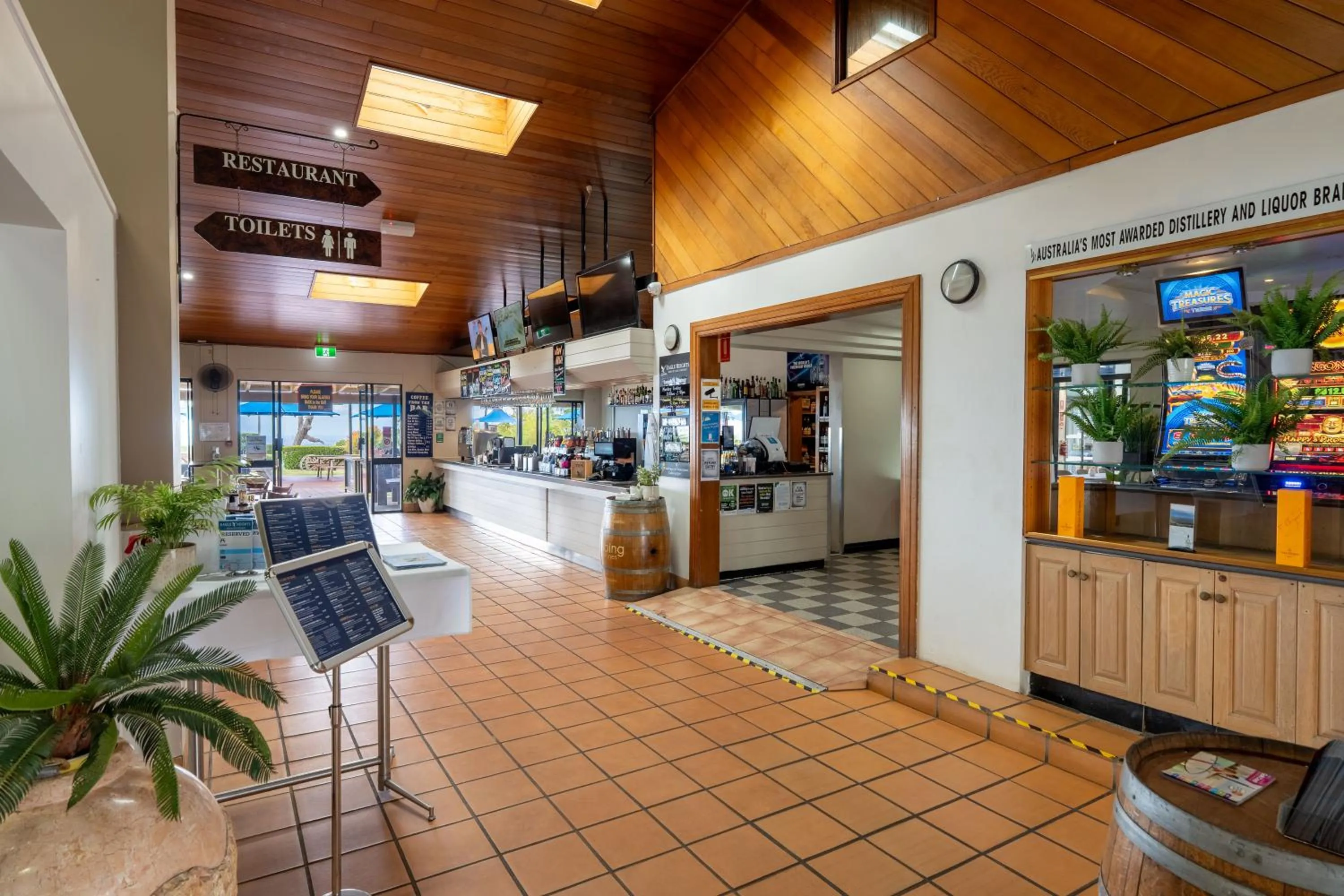 Restaurant/places to eat in Eagle Heights Mountain Resort