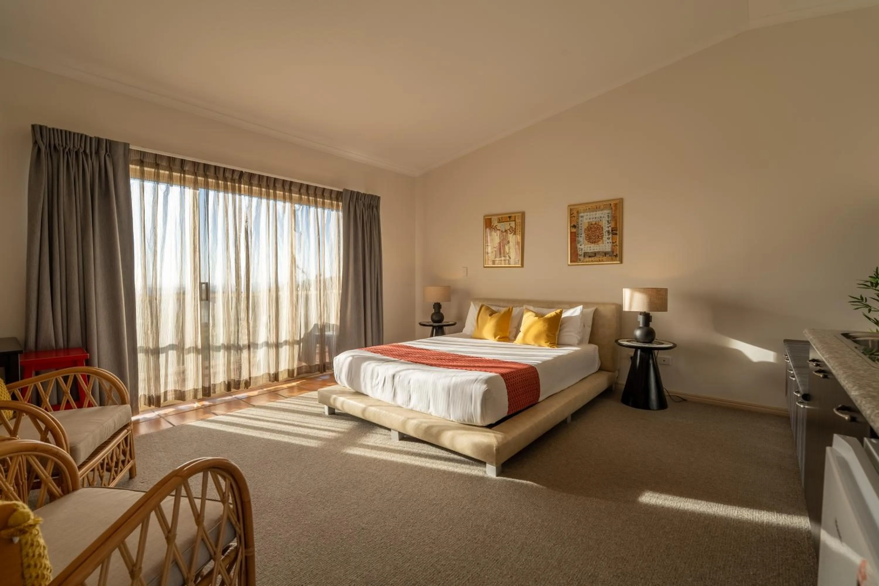 Bed in Eagle Heights Mountain Resort